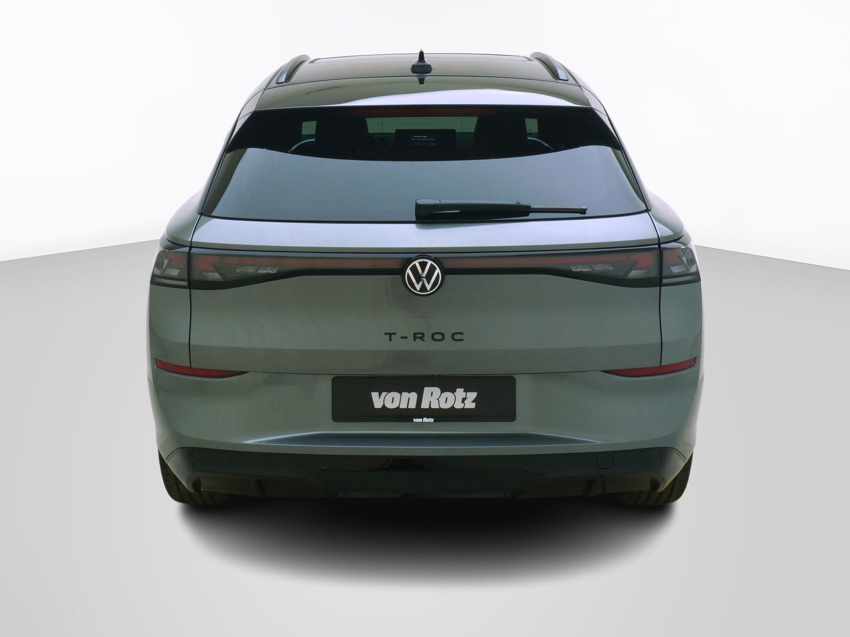 VW T-Roc 1.5 eTSI R-Line DSG-image-2