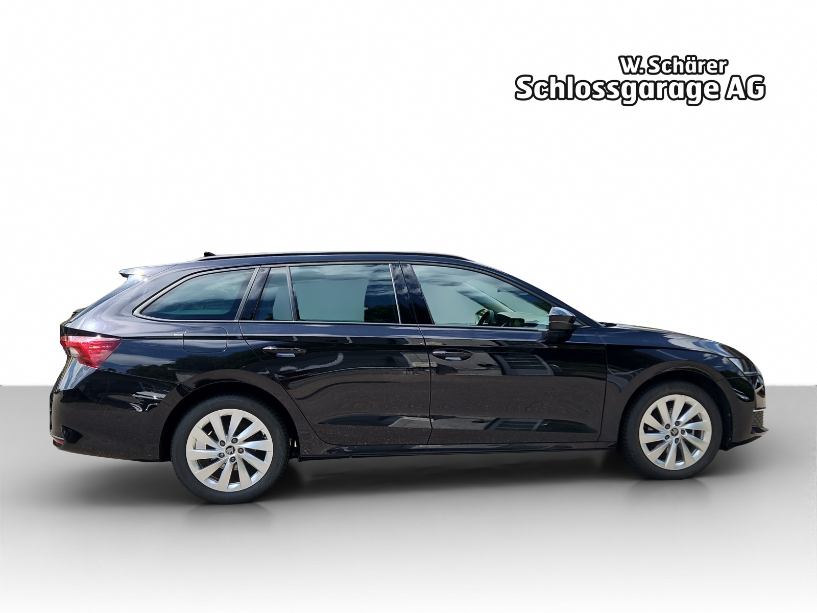 SKODA Octavia Combi 1.5 TSI mHEV DSG Dynamic-image-5