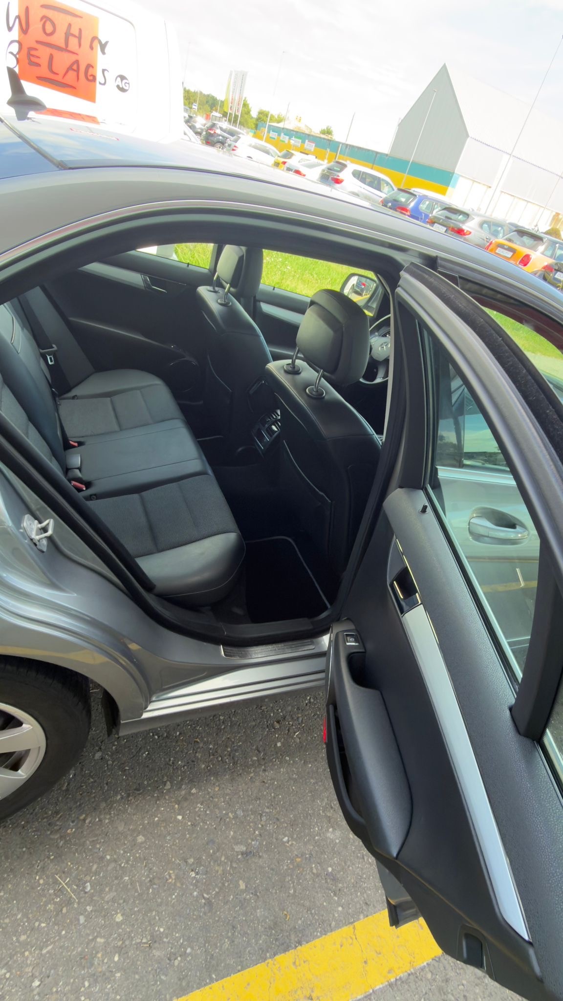 MERCEDES-BENZ C 230 Avantgarde 7G-Tronic-image-7
