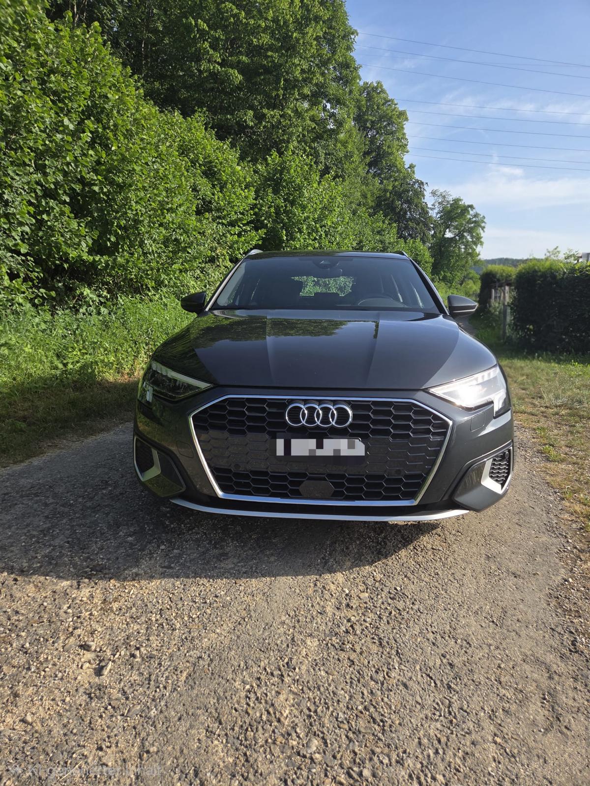 AUDI A3 SB 35 TFSI Advanced Attraction S-Tronic S-Line Ausstattung-image-1