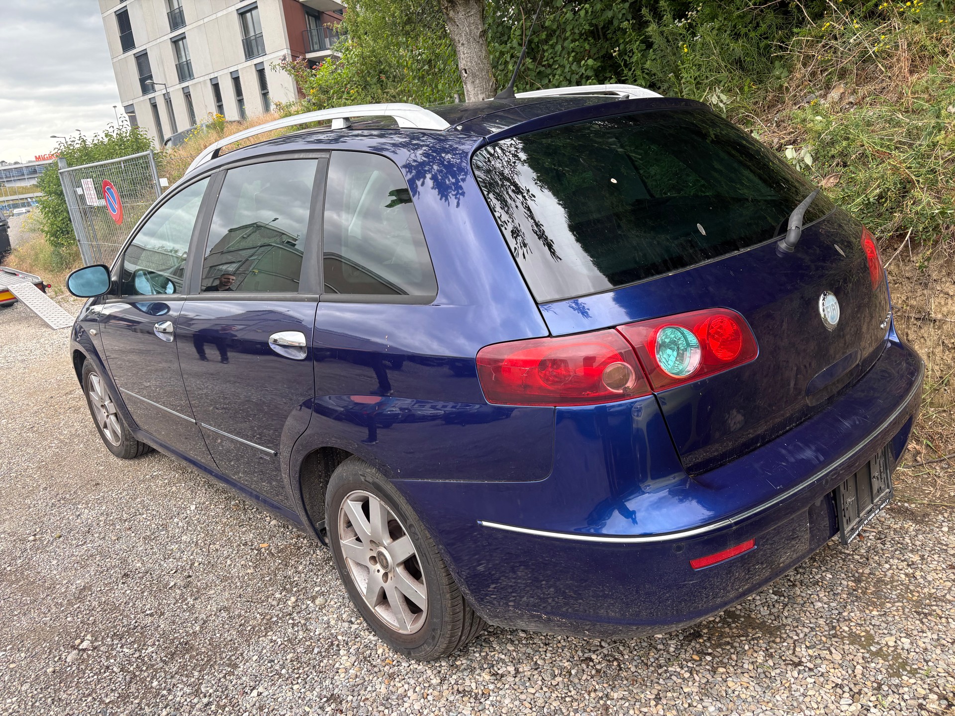 FIAT Croma 1.9 16V JTD Dynamic-image-3