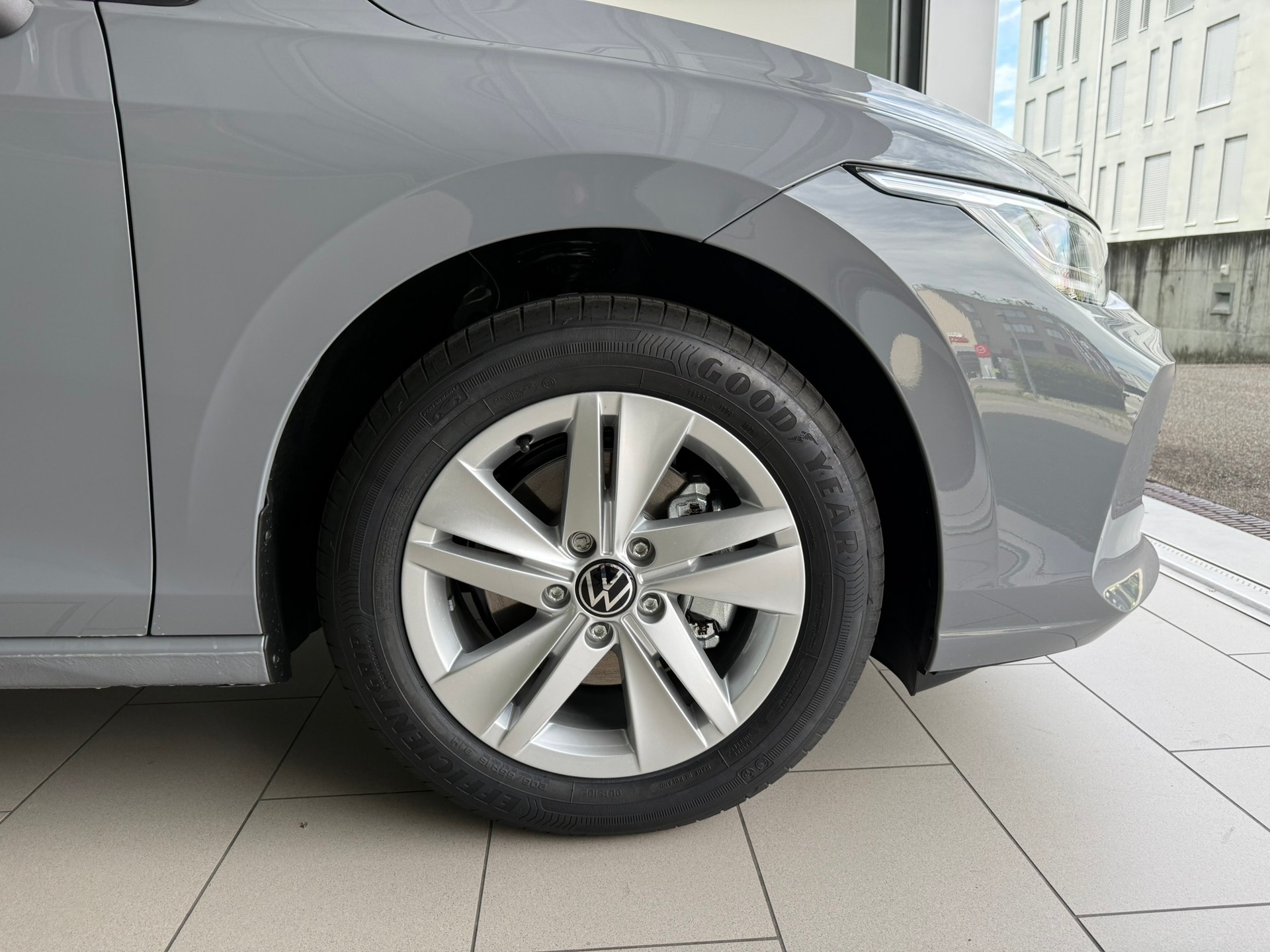 VW Golf 1.5 e TSI mHEV Value DSG-image-10