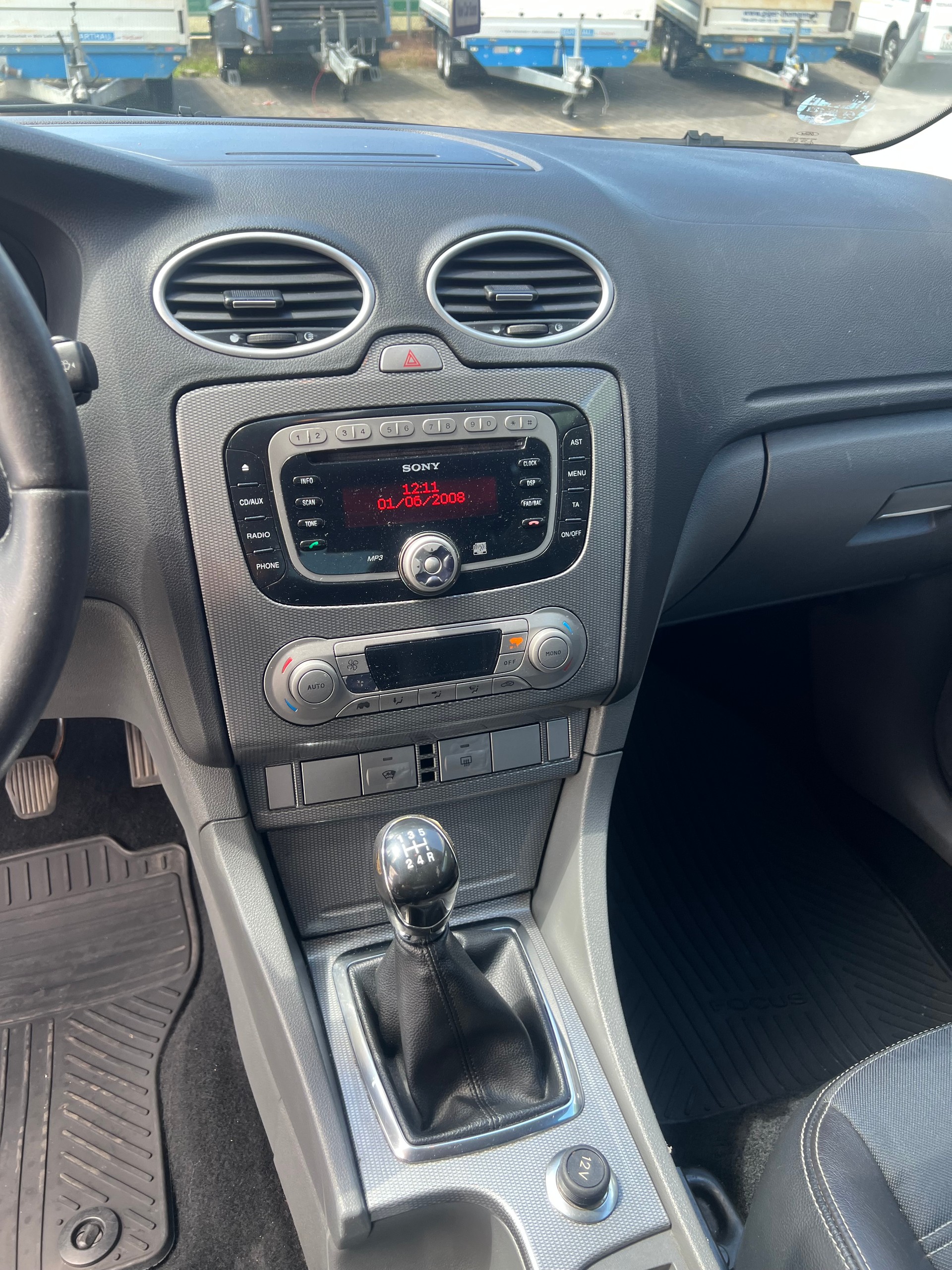 FORD FOCUS-image-7