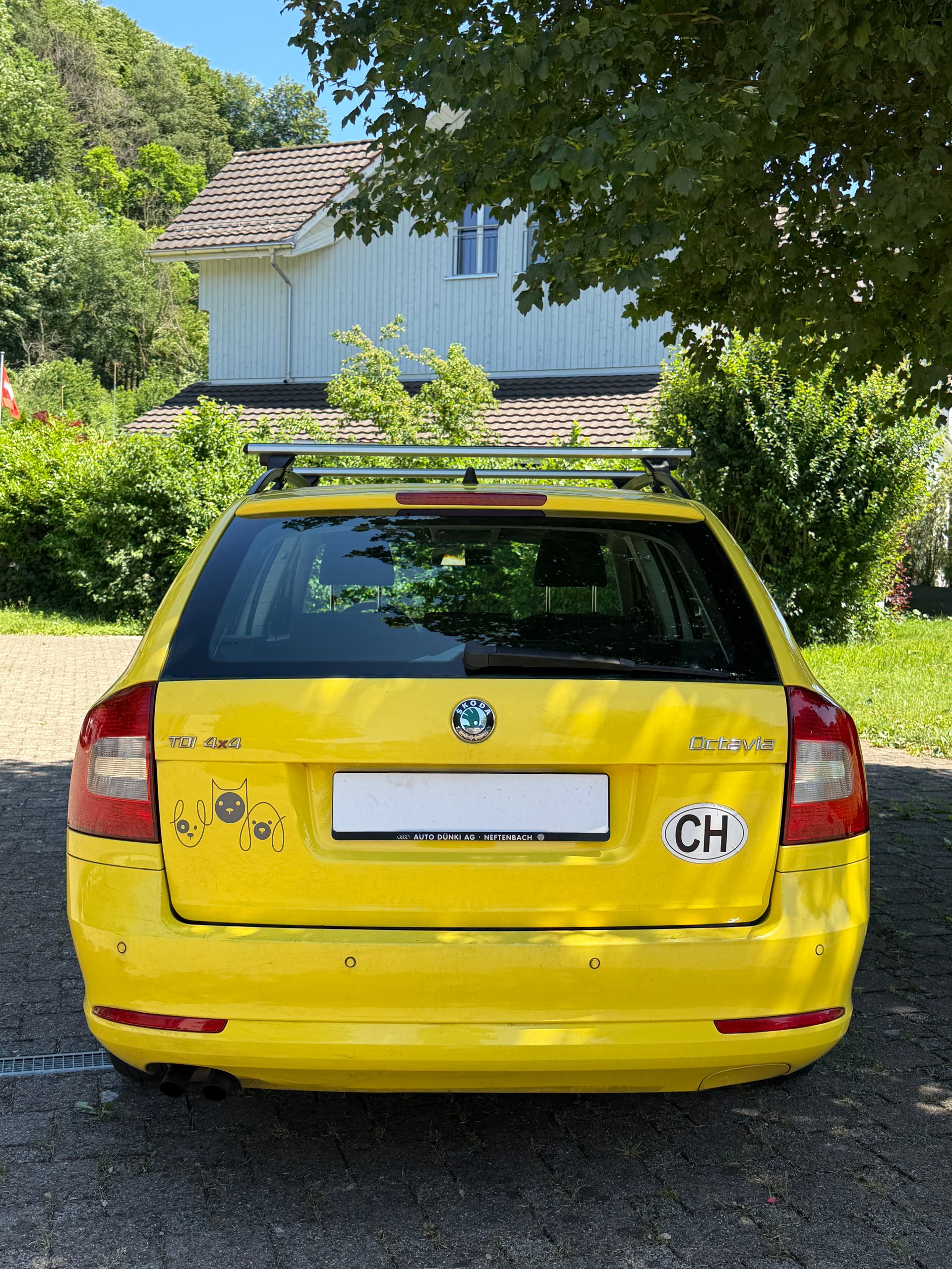 SKODA Octavia Combi 1.6 TDI Elegance 4x4-image-5