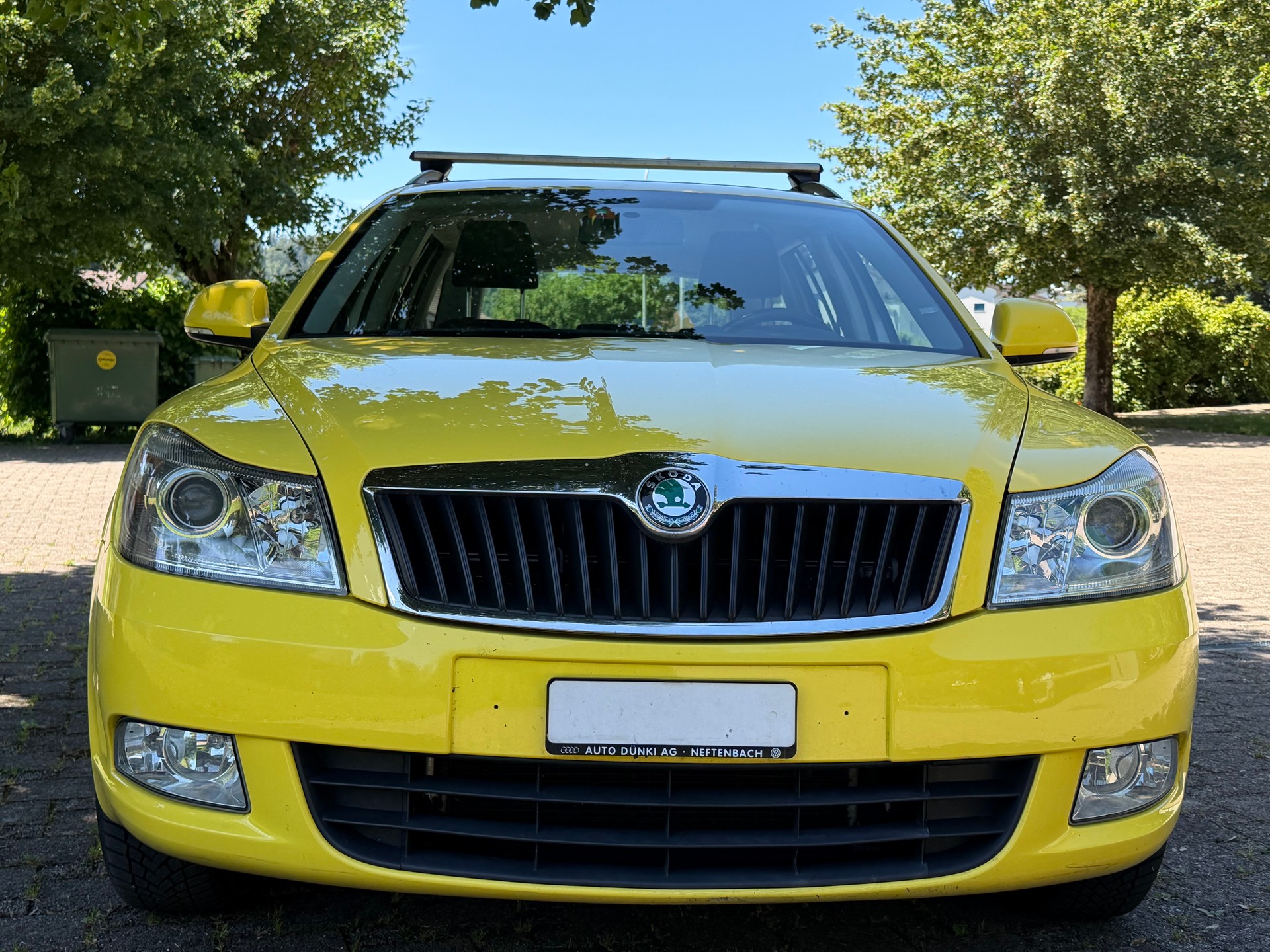 SKODA Octavia Combi 1.6 TDI Elegance 4x4-image-2