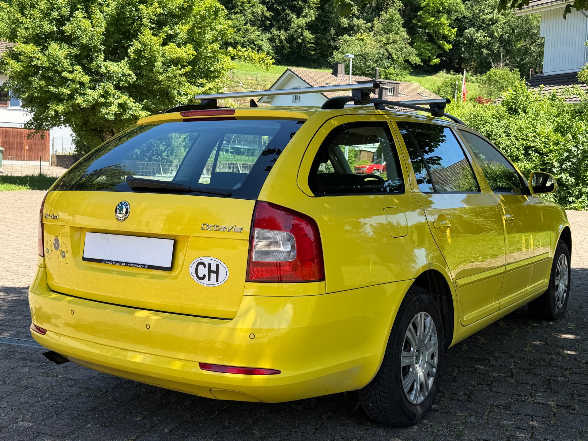 SKODA Octavia Combi 1.6 TDI Elegance 4x4-image-3