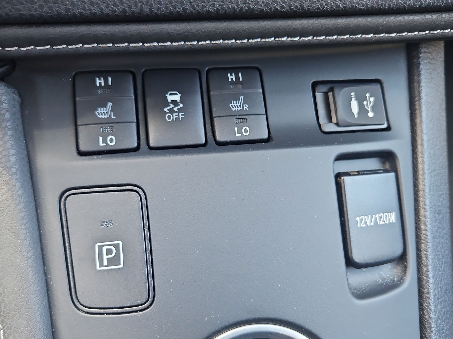 TOYOTA Auris Touring Sports 1.8 HSD Trend e-CVT-image-5