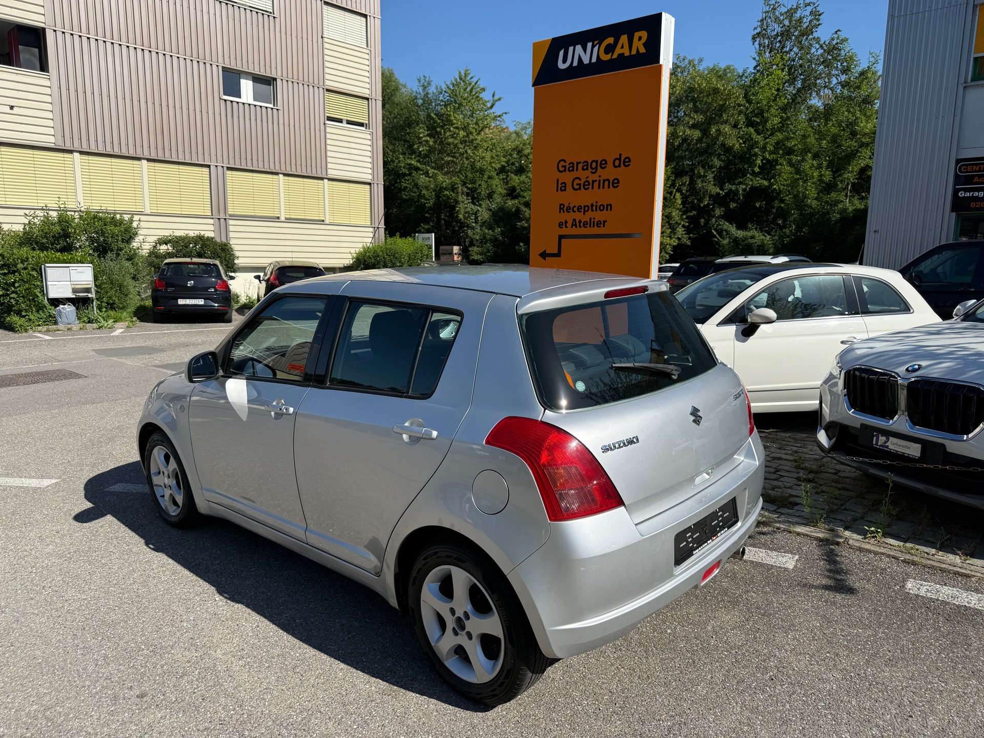 SUZUKI Swift 1.5i 16V VVT GL Top-image-3