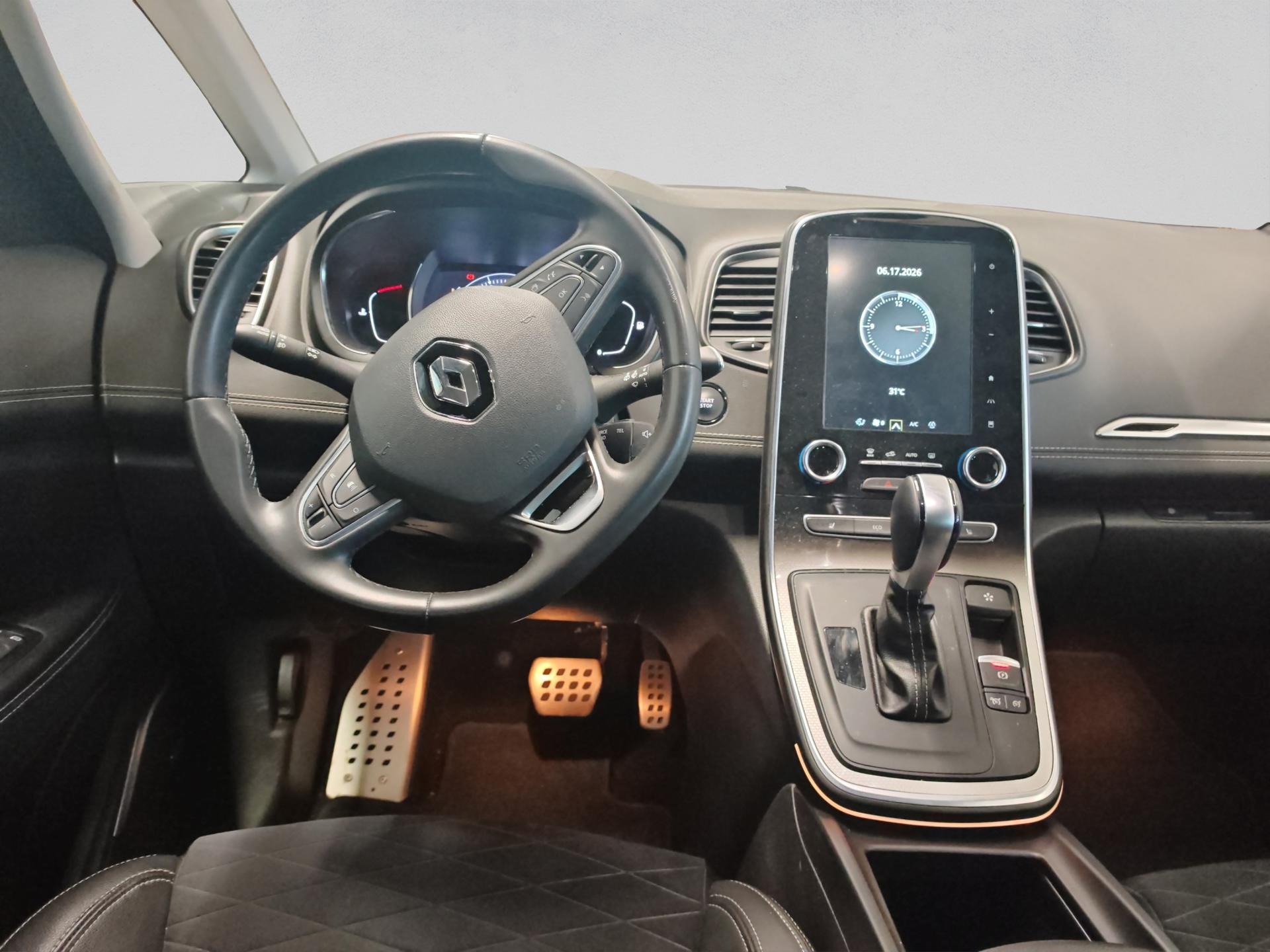 RENAULT Scénic 1.3 16V Turbo Executive EDC-image-13
