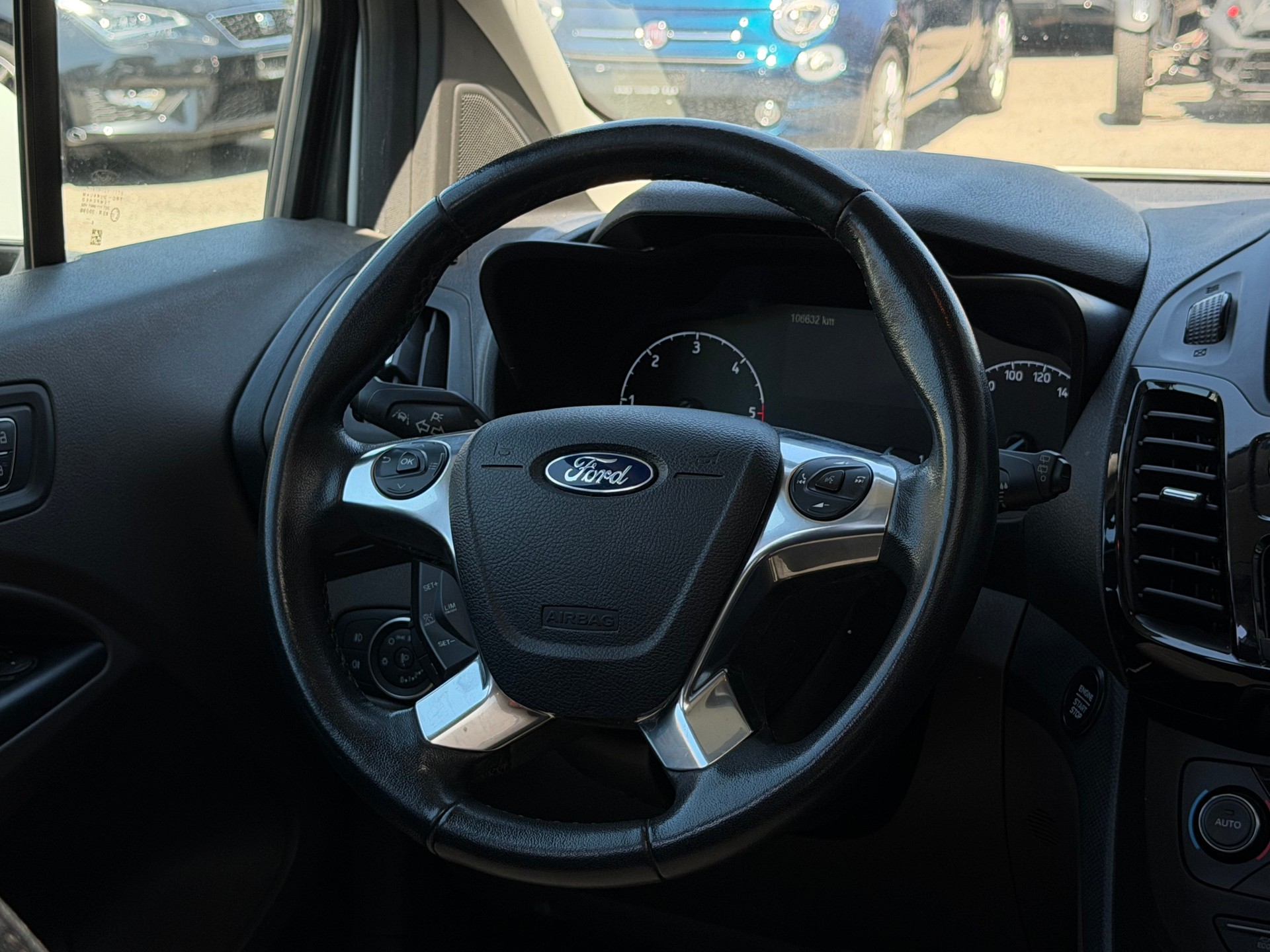 FORD Tourneo Connect 1.5 EcoBlue Trend Automat-image-6