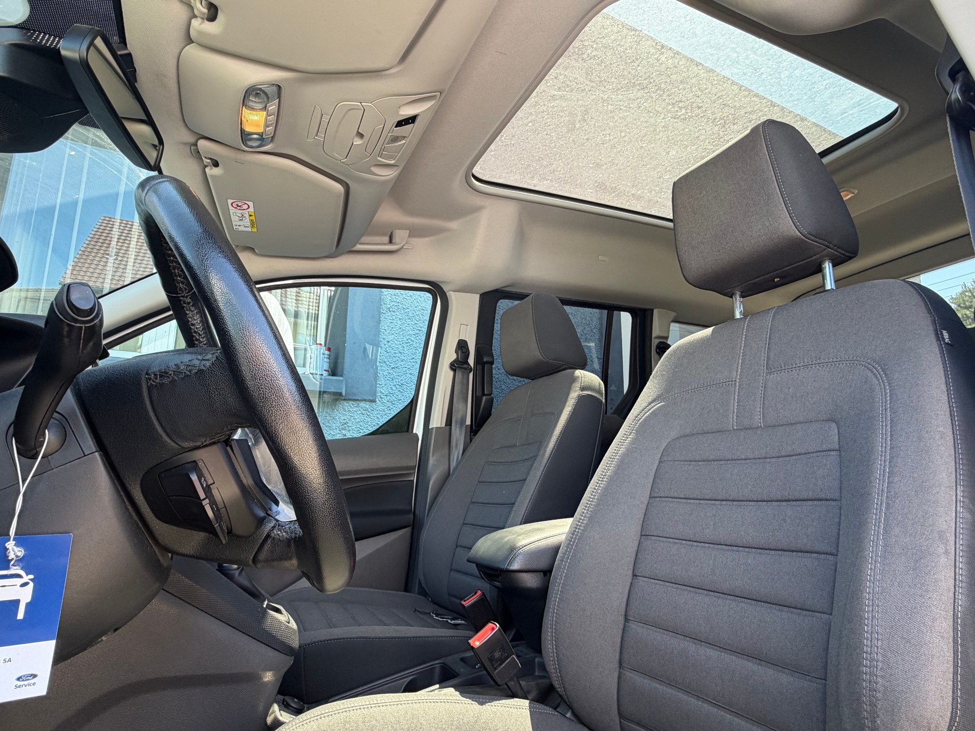 FORD Tourneo Connect 1.5 EcoBlue Trend Automat-image-11