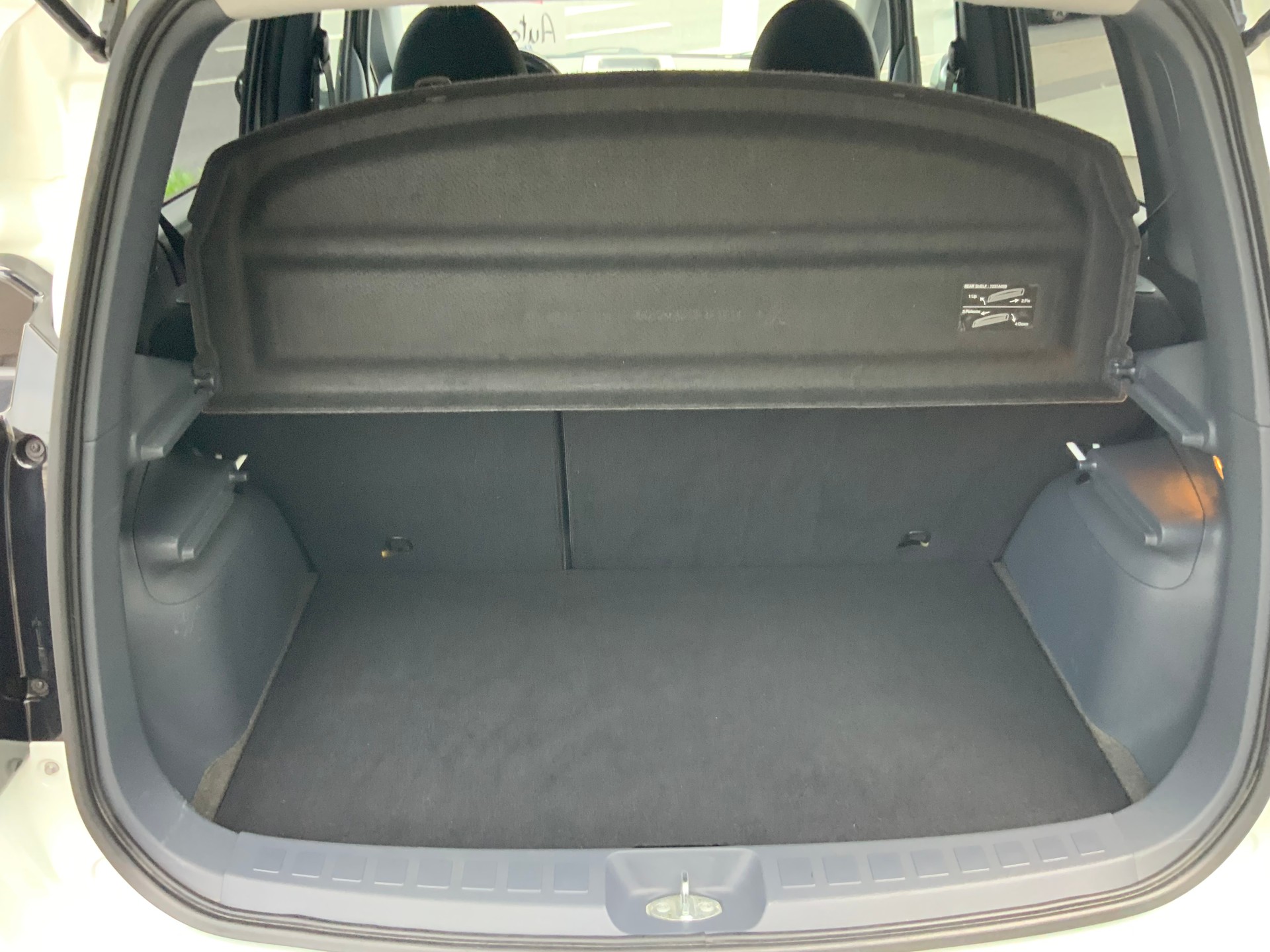 MITSUBISHI Colt 1.3 16V Jubilé (35) Allshift-image-4