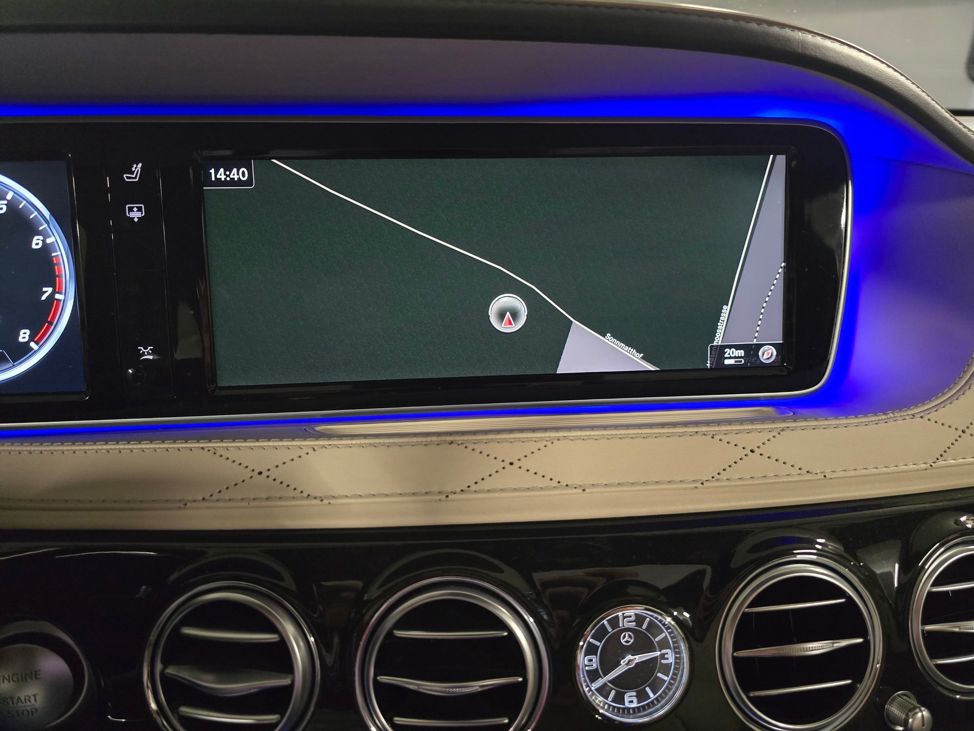 MERCEDES-BENZ S 500 L 4Matic 7G-Tronic-image-12