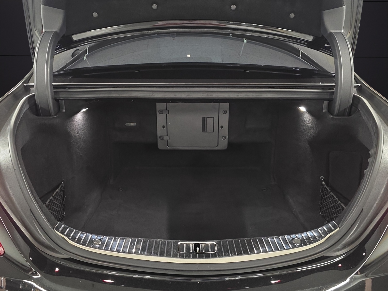 MERCEDES-BENZ S 500 L 4Matic 7G-Tronic-image-23