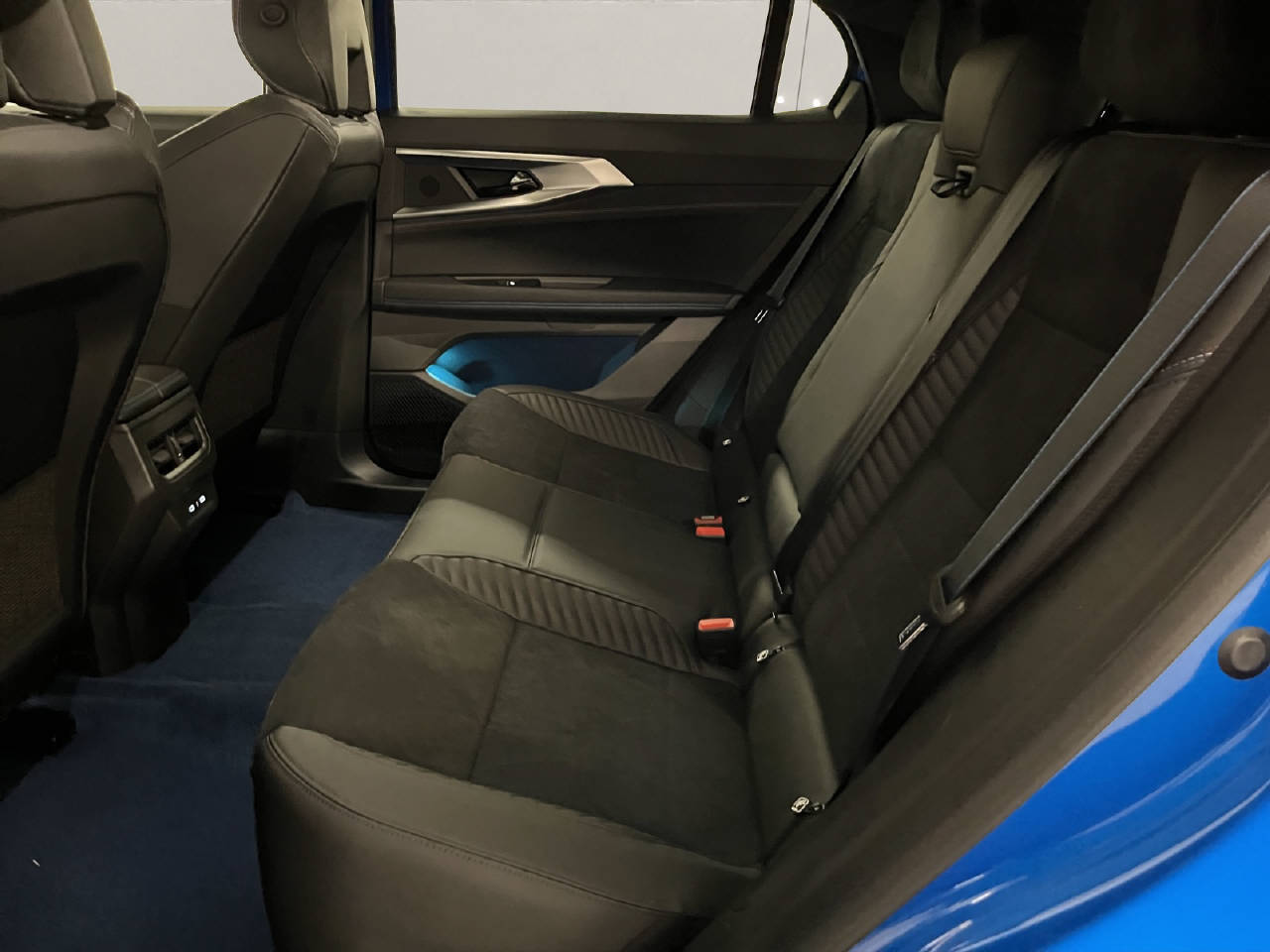 RENAULT Austral 1.2 E-Tech esprit Alpine-image-12
