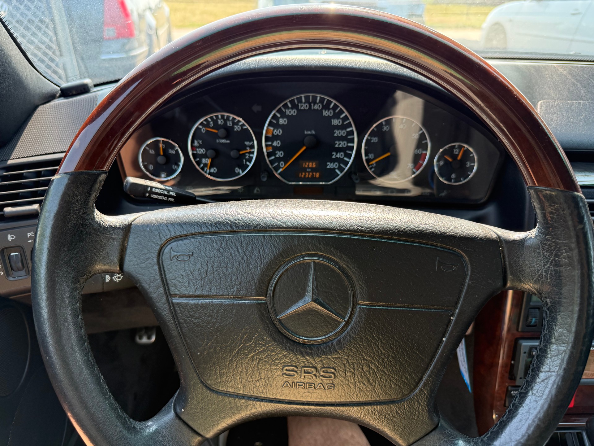 MERCEDES-BENZ SL 500 Automatic-image-14