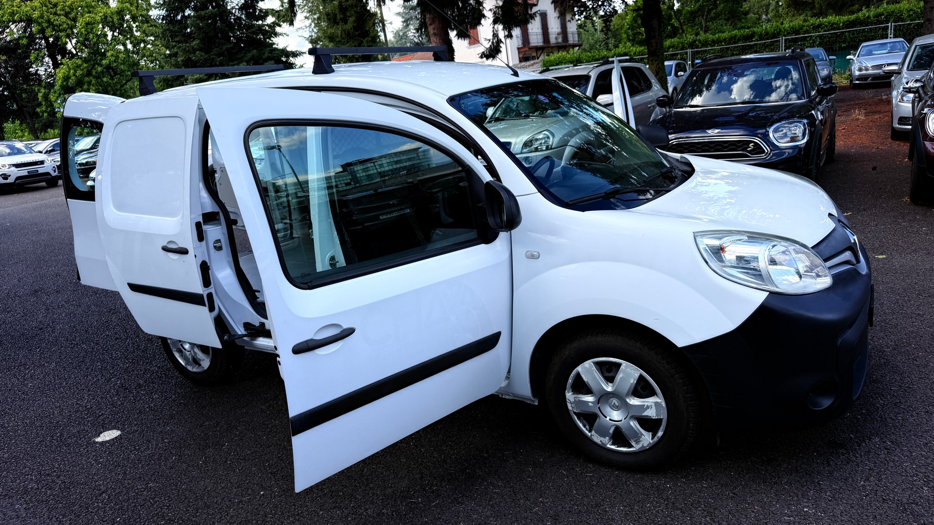RENAULT Kangoo Medium TCe 115 ENERGY Business-image-11