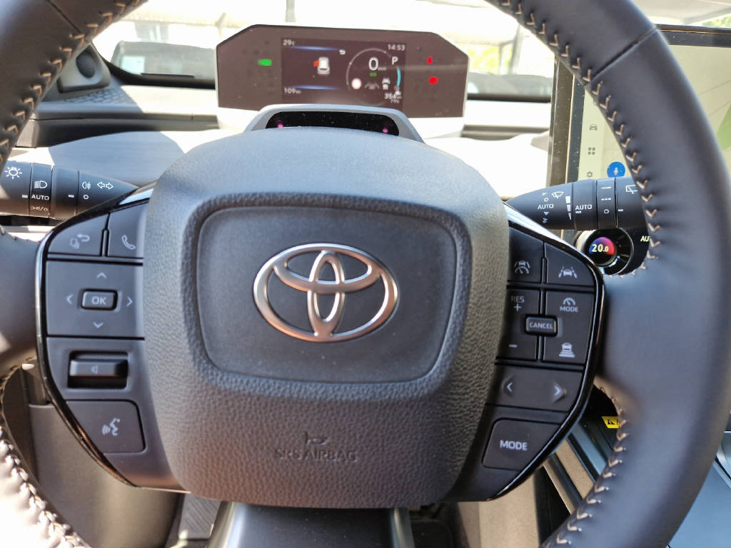 TOYOTA bZ4X Touring Premium AWD 48149/000-image-16