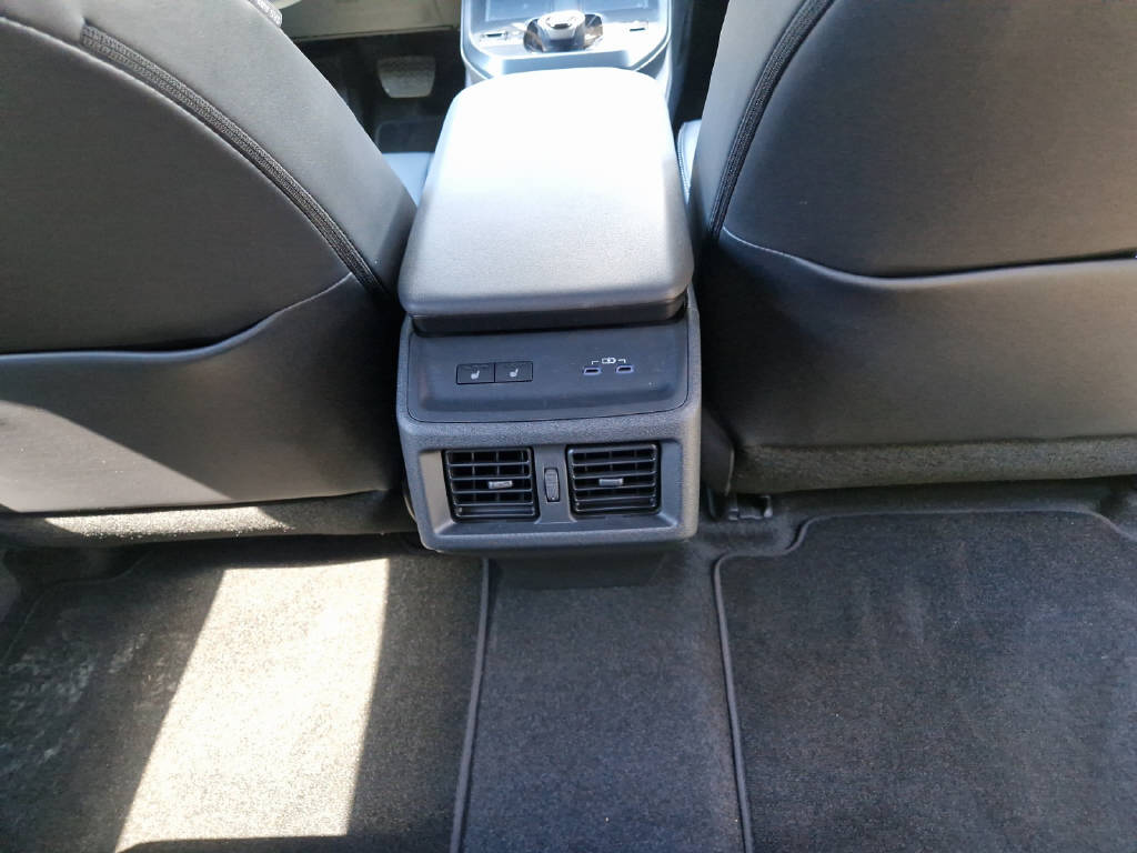 TOYOTA bZ4X Touring Premium AWD 48149/000-image-17