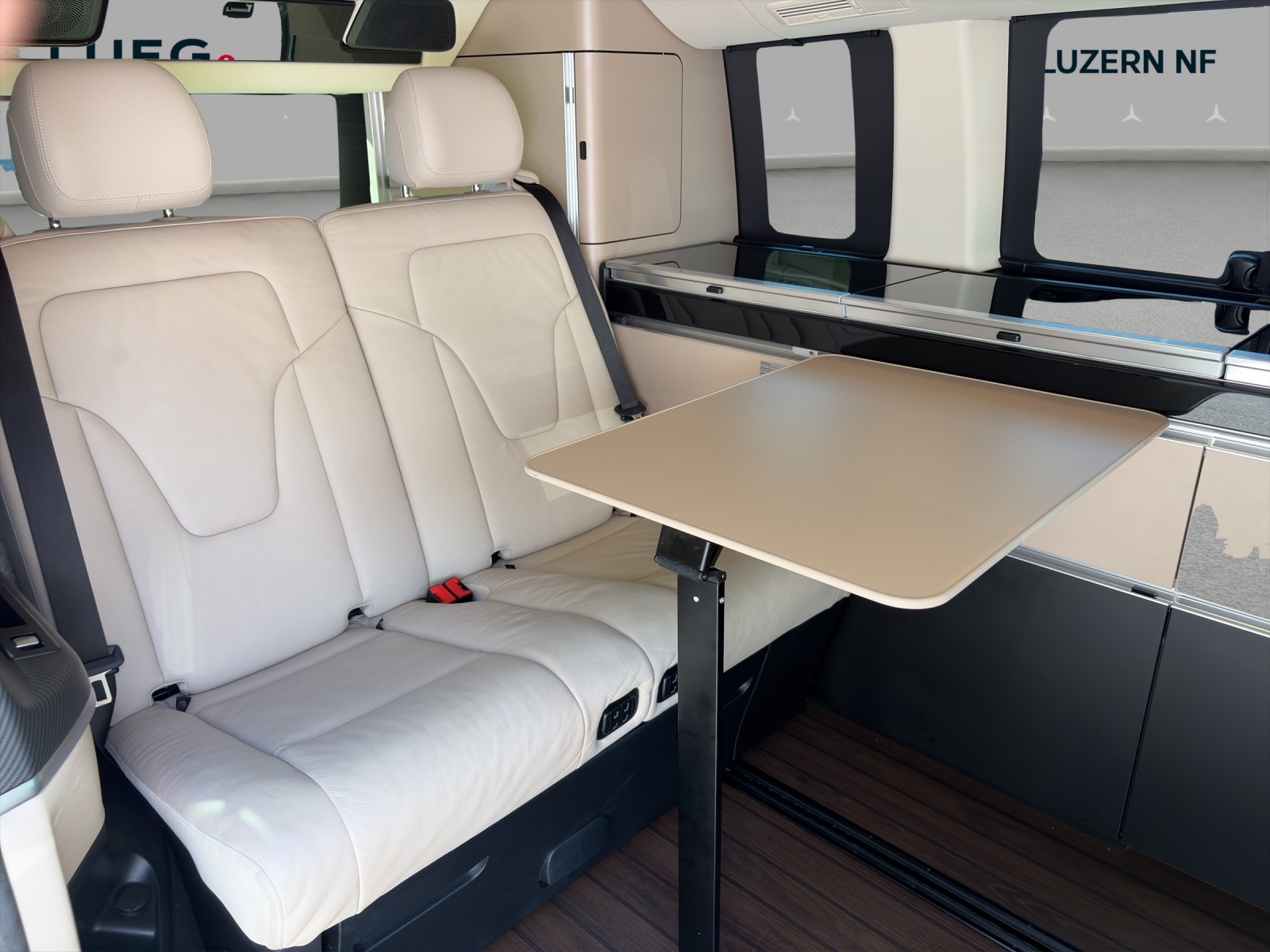 MERCEDES-BENZ Marco Polo 300 d 4M Automat-image-9