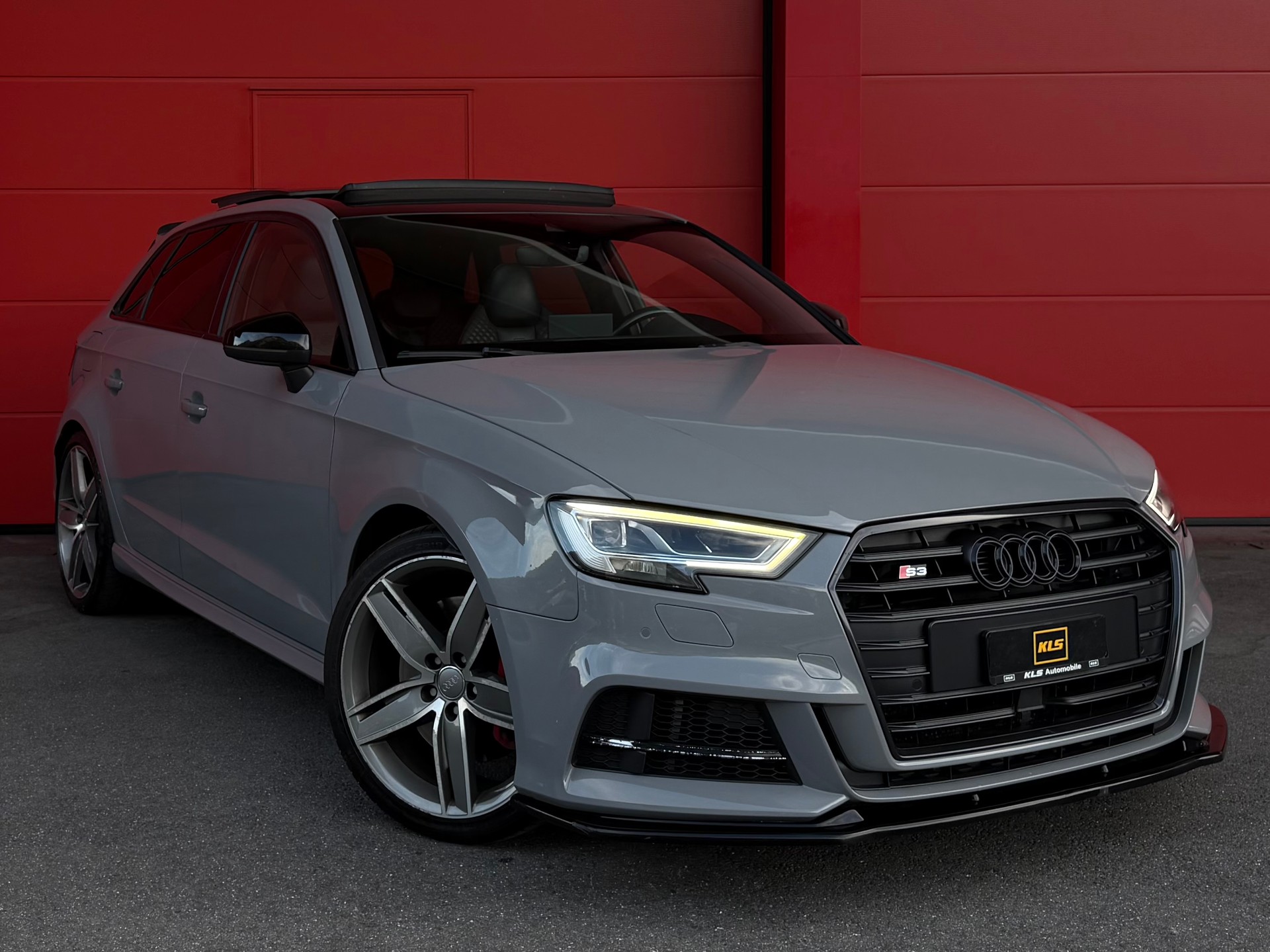 AUDI S3 Sportback 2.0 TFSI quattro S-tronic *CH-Fahrzeug*-image-0