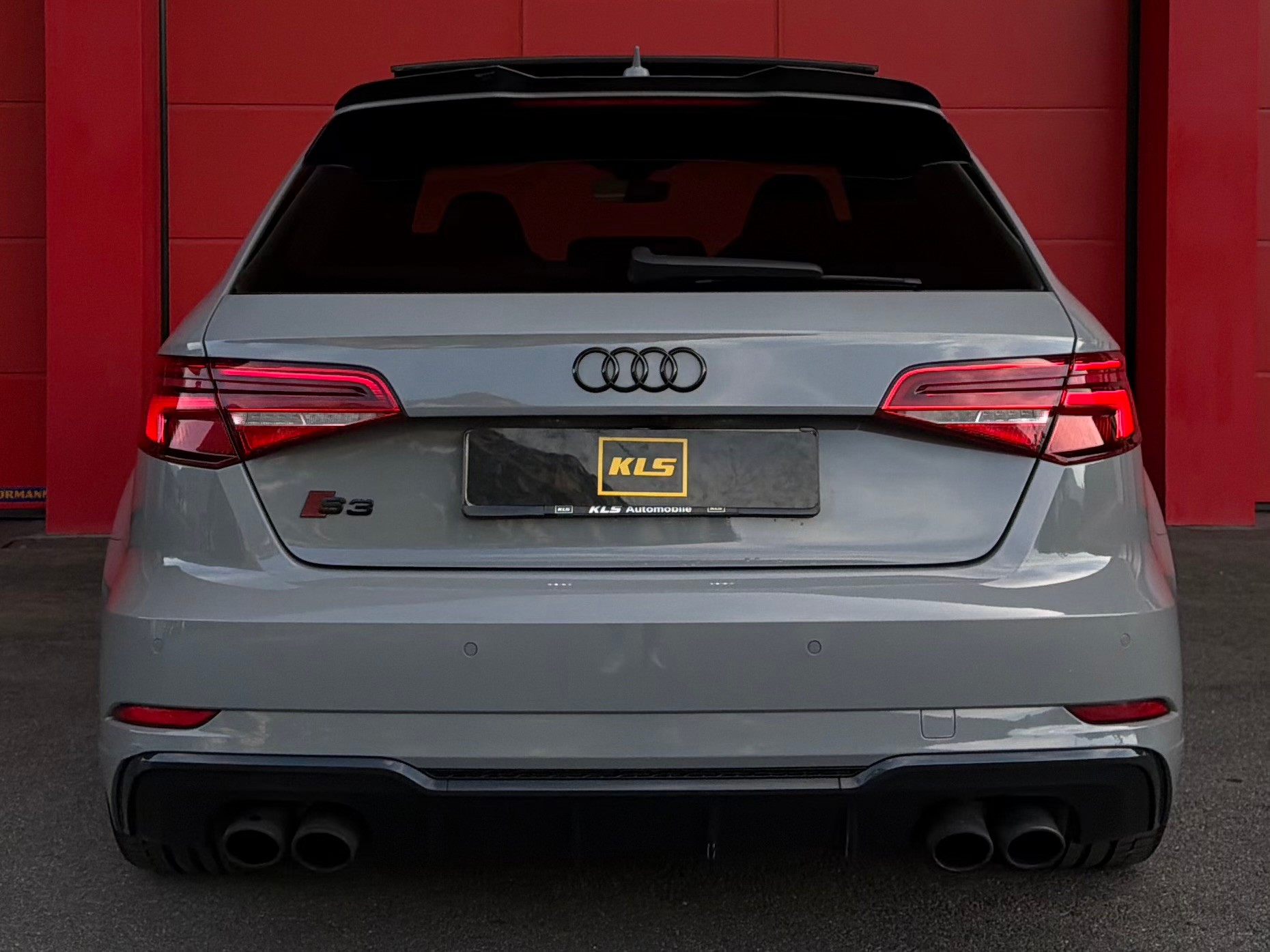 AUDI S3 Sportback 2.0 TFSI quattro S-tronic *CH-Fahrzeug*-image-4