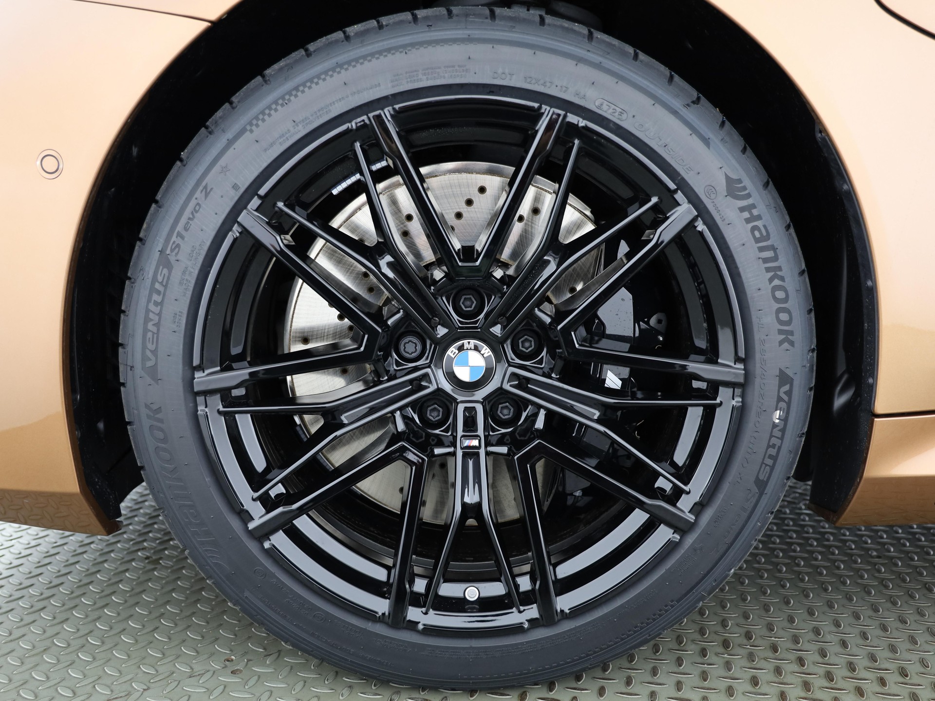 BMW M5 xDrive Touring-image-7