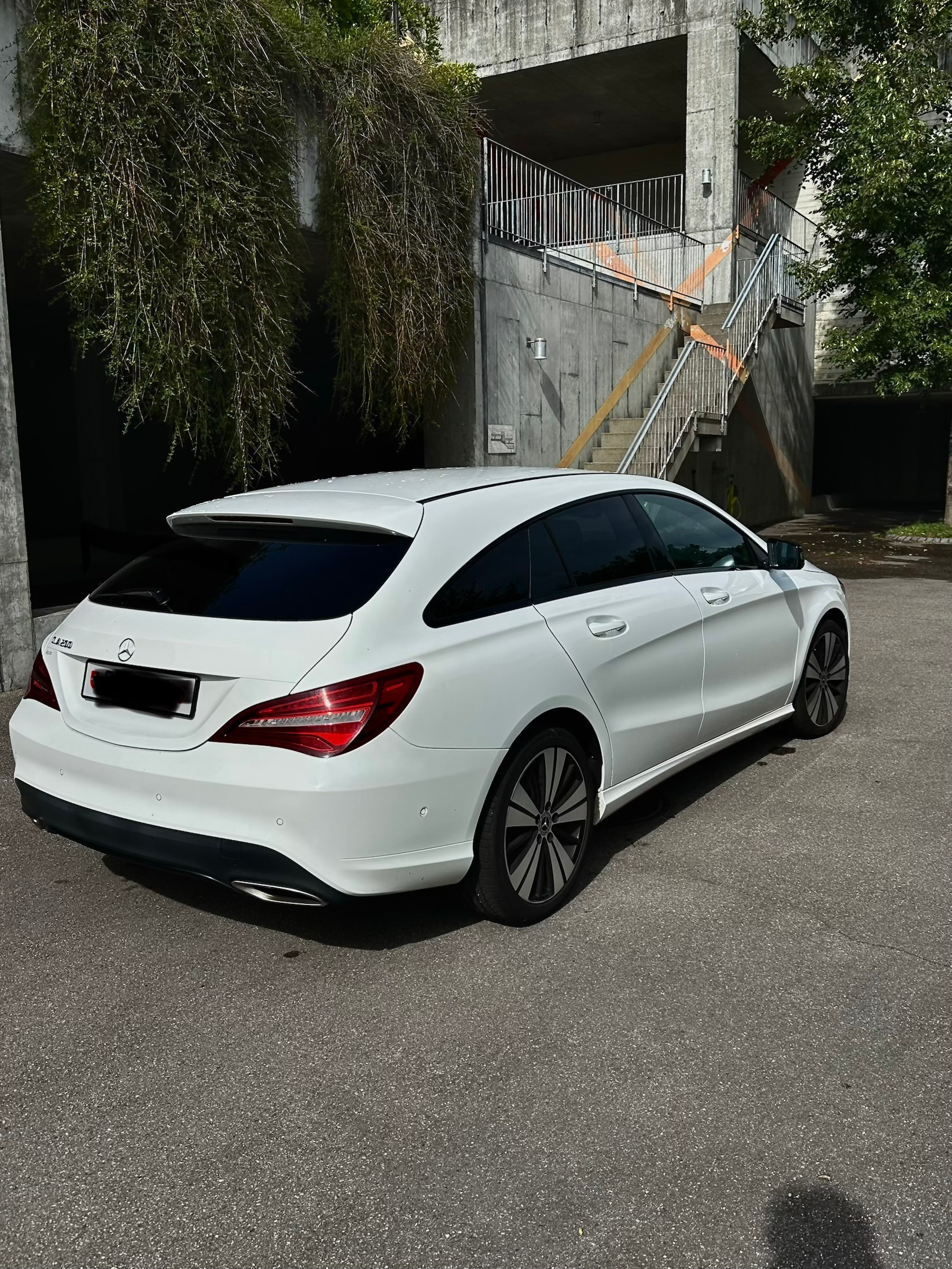 MERCEDES-BENZ CLA 200 Night Star-image-5