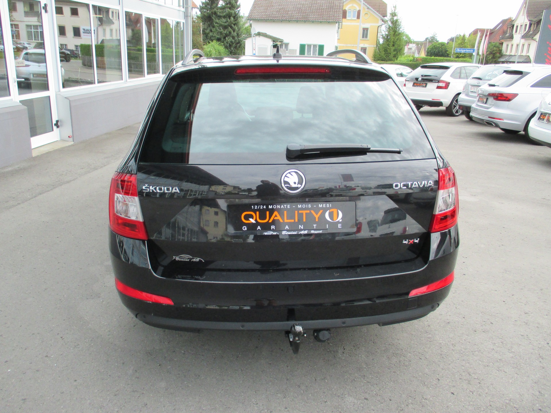 SKODA Octavia Combi 1.8 TSI Elegance 4x4 DSG-image-5