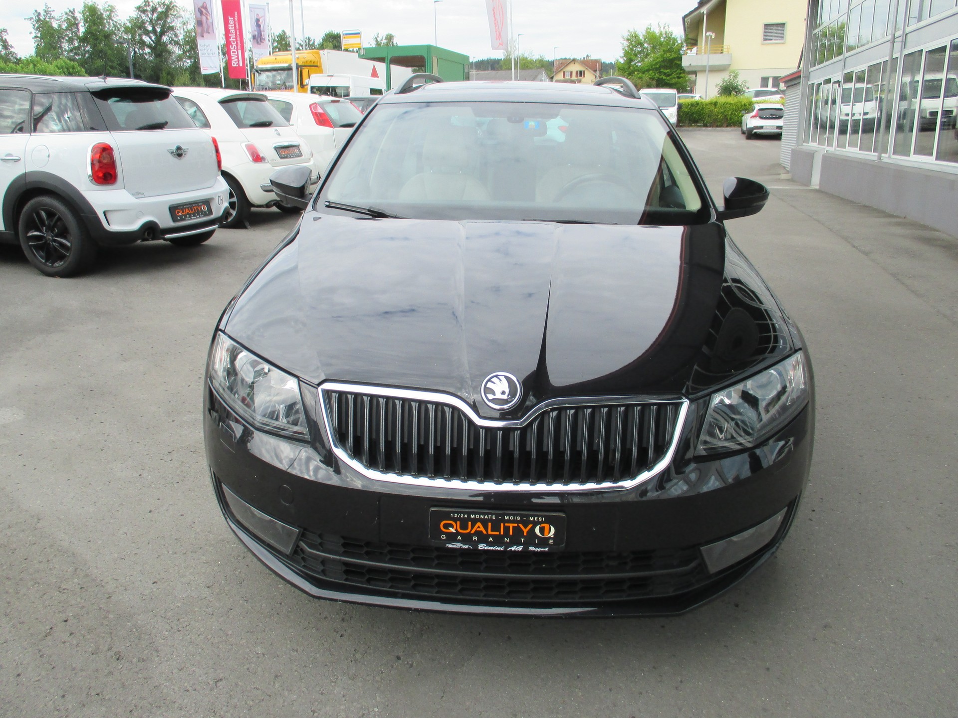 SKODA Octavia Combi 1.8 TSI Elegance 4x4 DSG-image-1