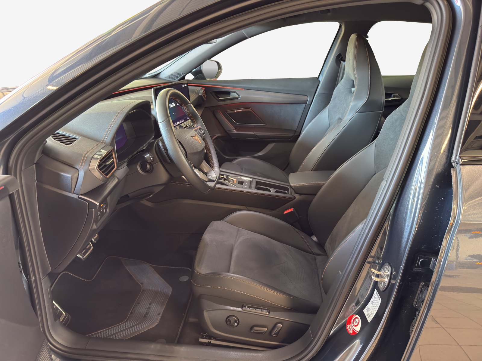 CUPRA Formentor 1.5 TSI DSG-image-7