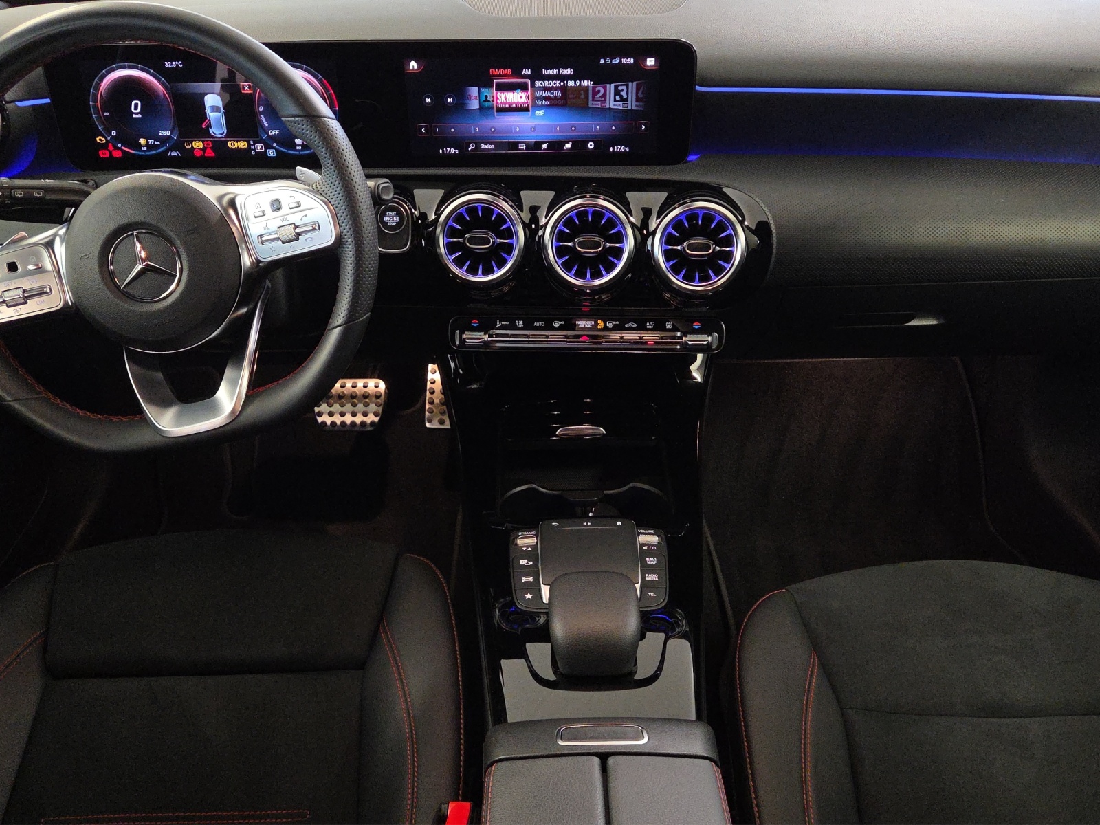 MERCEDES-BENZ A 250 e 8G-DCT-image-11