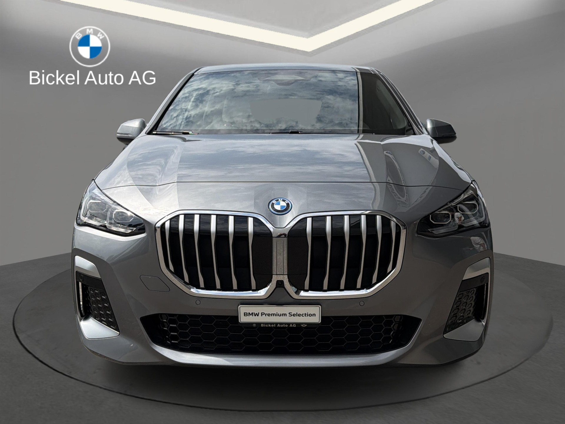BMW 230e xDrive M Sport-image-2