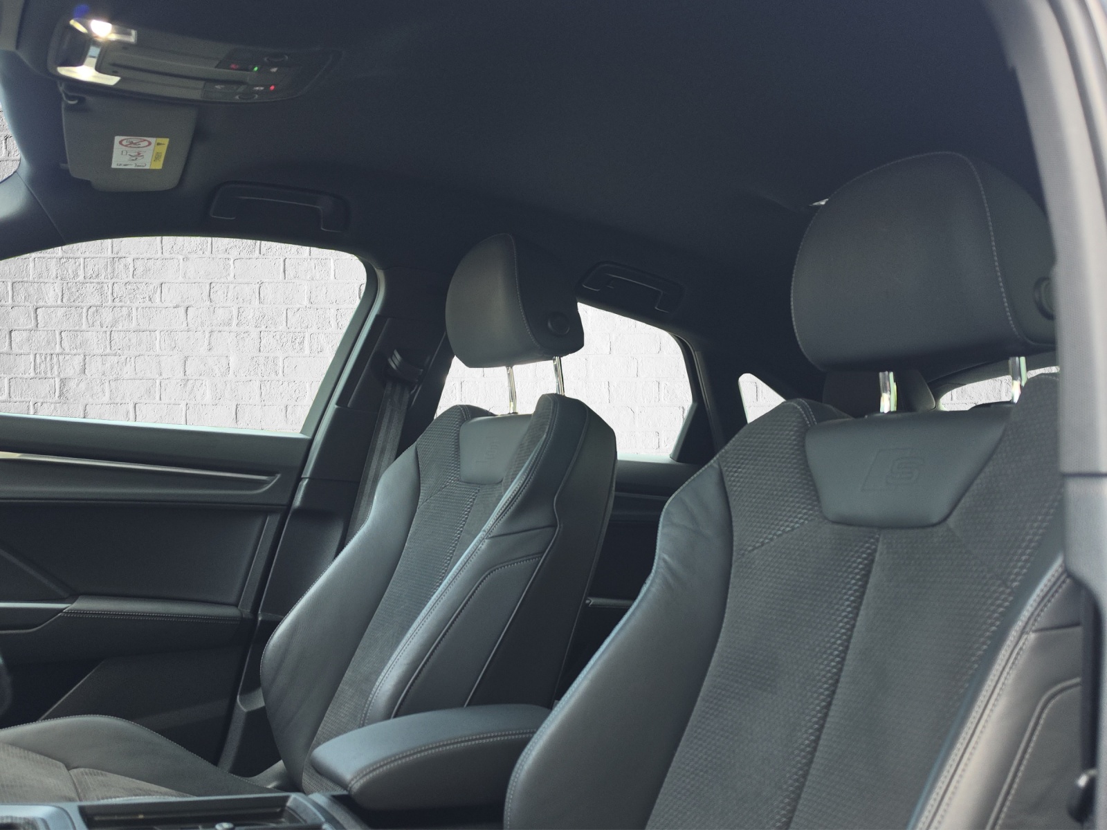 AUDI Q3 Sportback 35 TFSI S line Attraction S-tronic-image-9