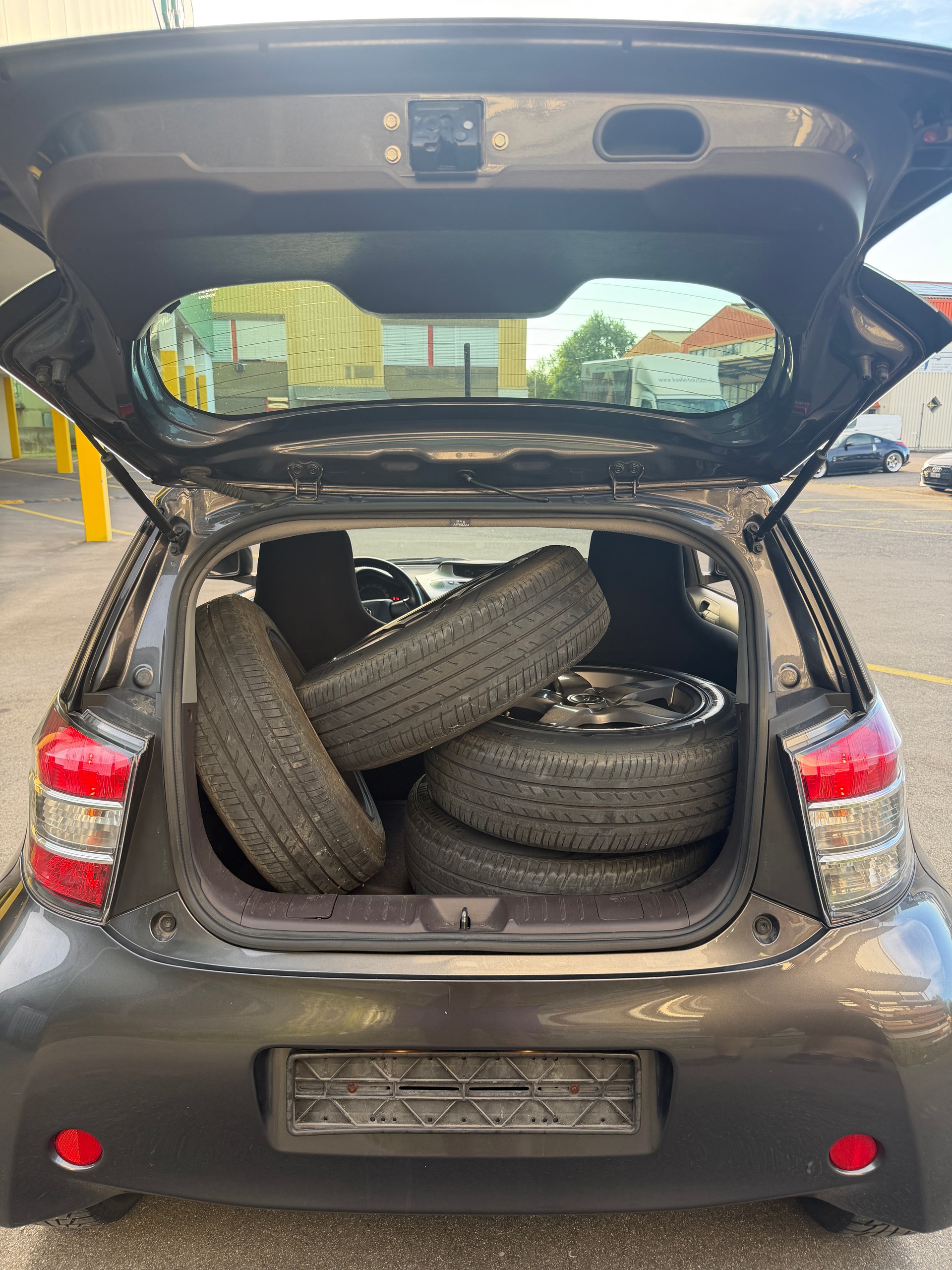 TOYOTA iQ 1.0 VVT-i Eco-image-13
