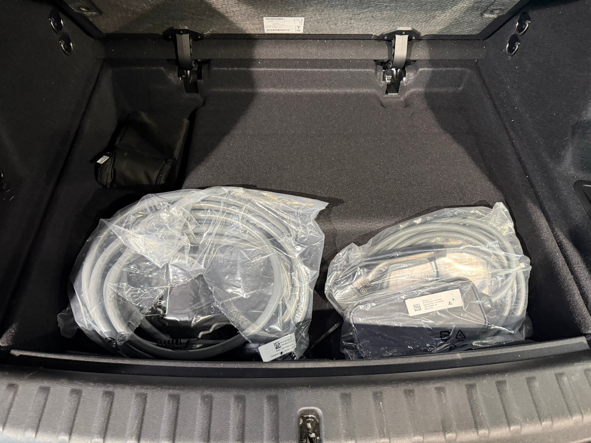 BMW iX1 xDrive 30 M Sport-image-21