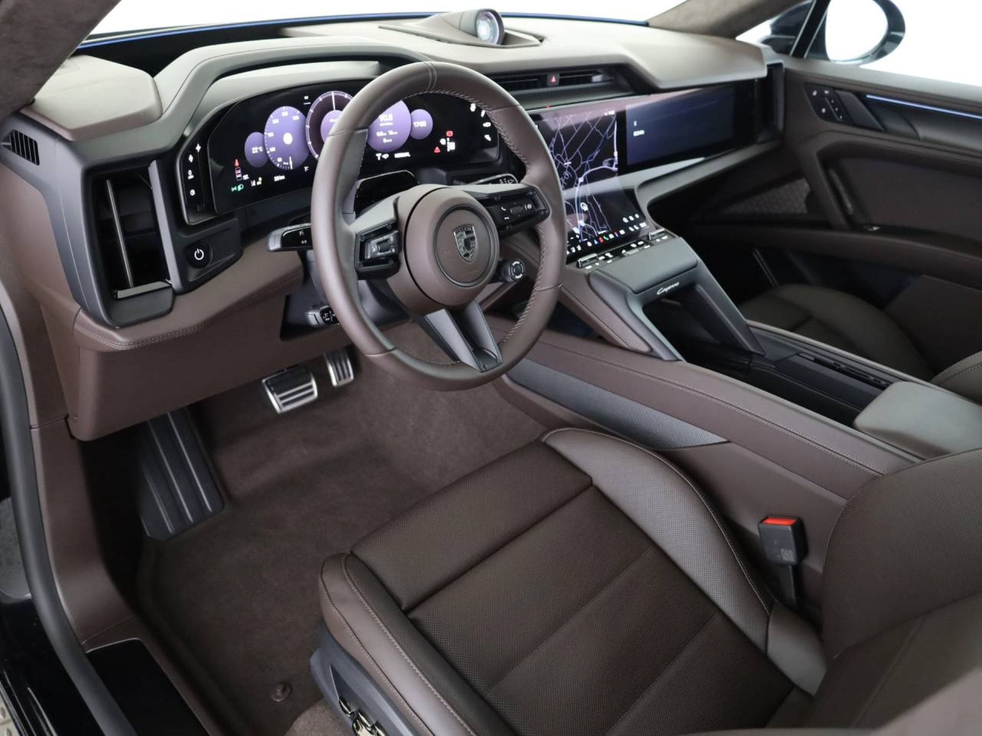 PORSCHE Cayenne Turbo Electric-image-3