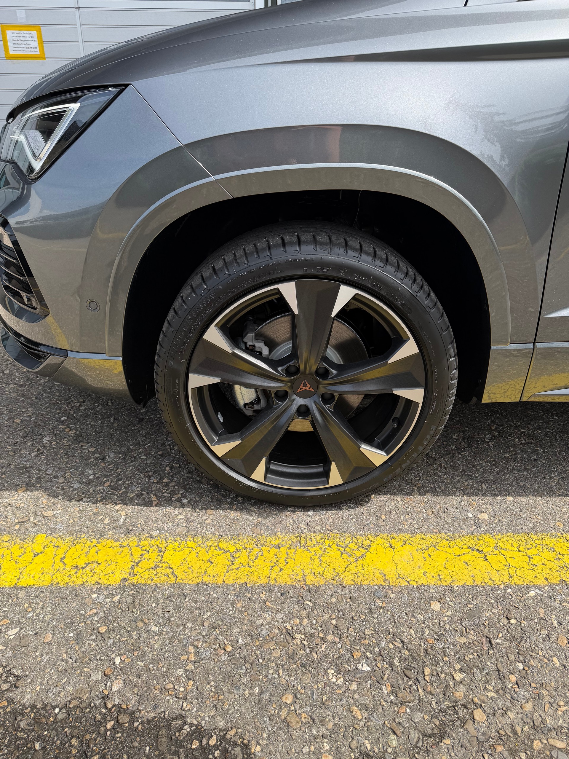 CUPRA Ateca 1.5 TSI DSG 150 PS mit Anhängerkupplung und Panoramadach und 41 % Rabatt !-image-26