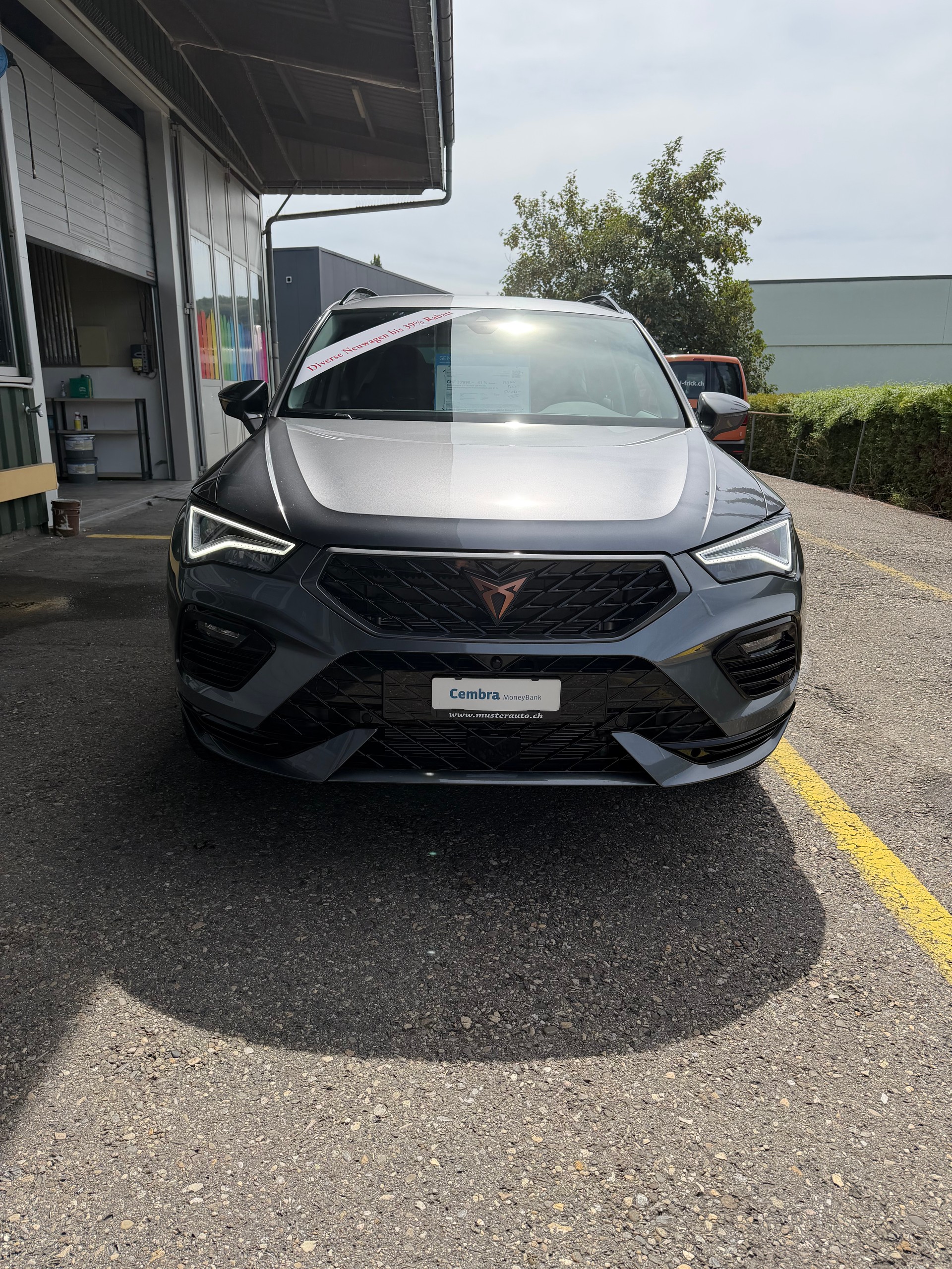 CUPRA Ateca 1.5 TSI DSG 150 PS mit Anhängerkupplung und Panoramadach und 41 % Rabatt !-image-18