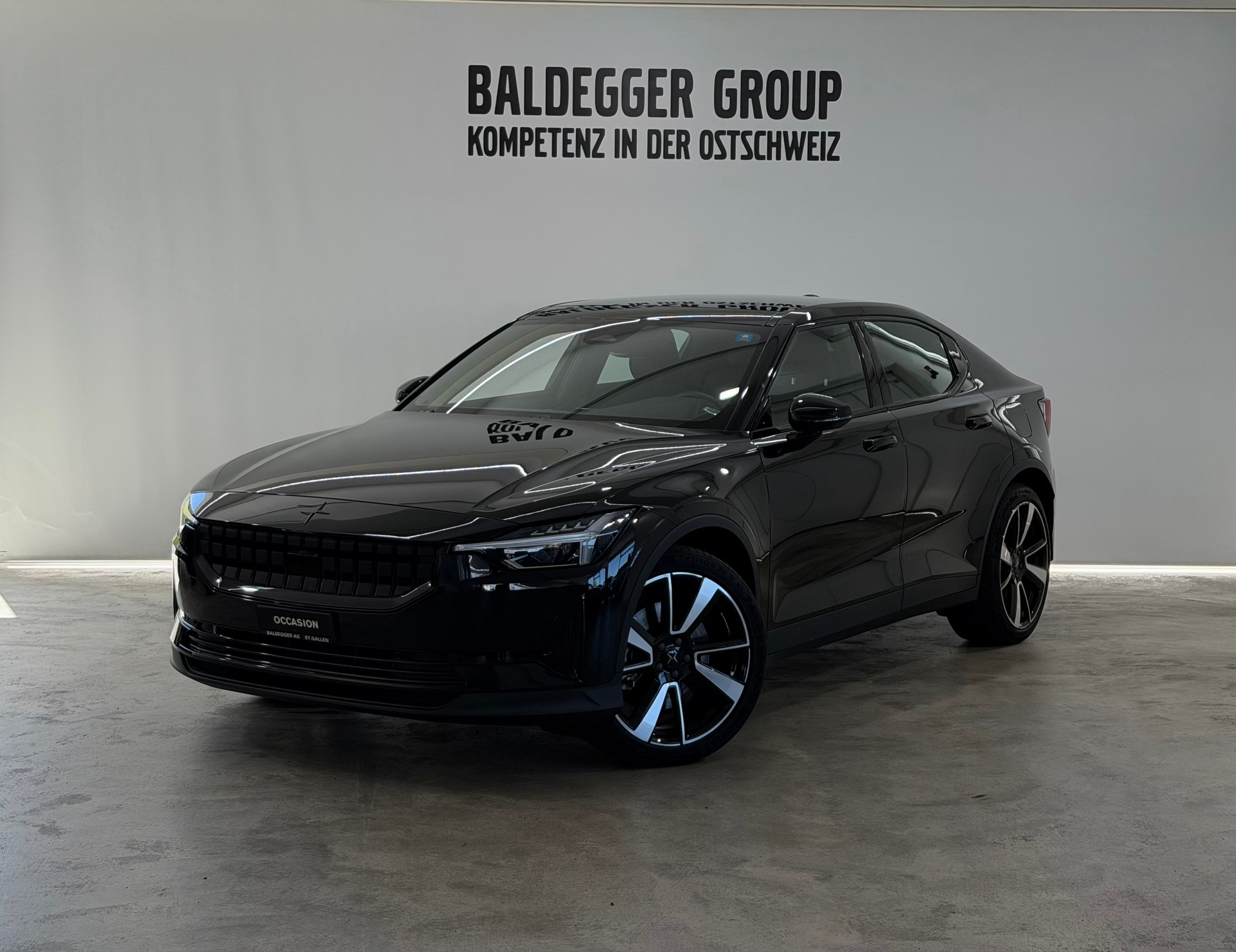 POLESTAR 2 Long Range Dual Motor-image-0