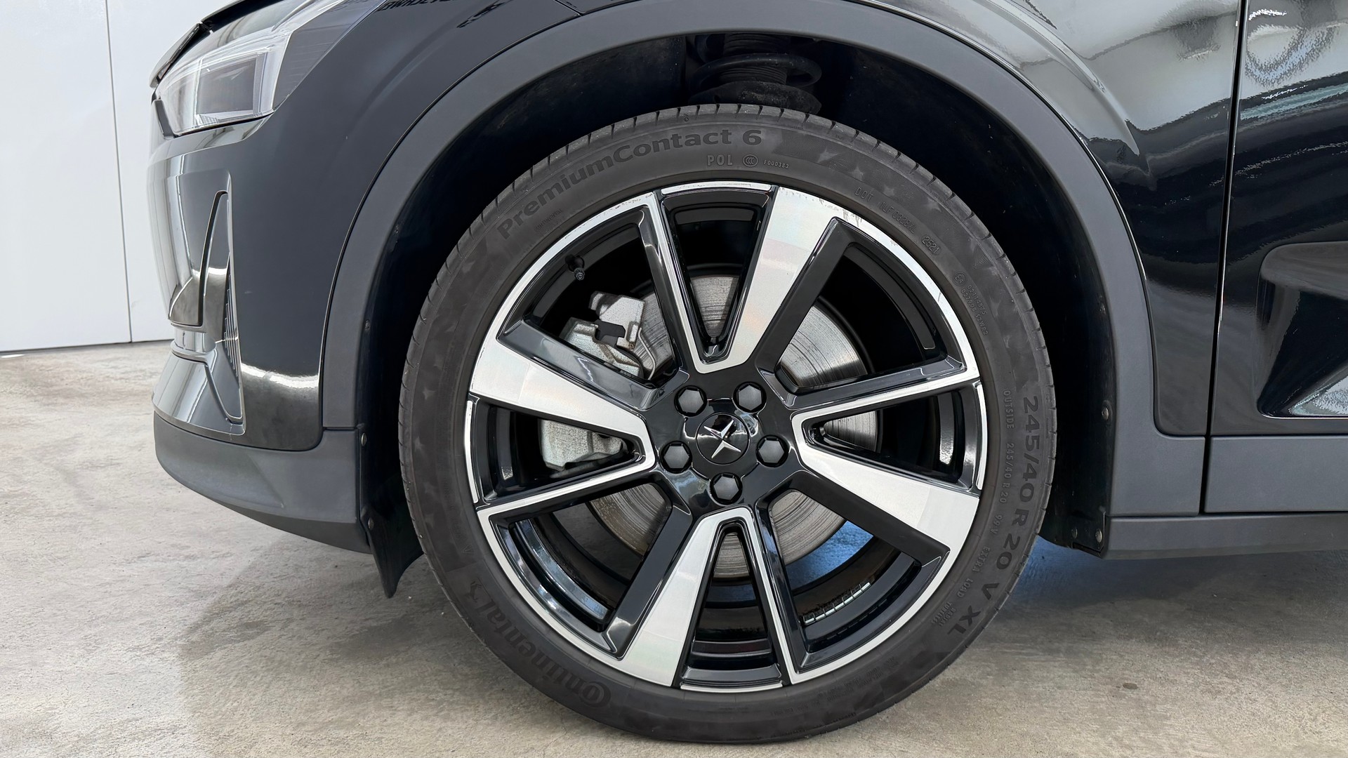 POLESTAR 2 Long Range Dual Motor-image-7