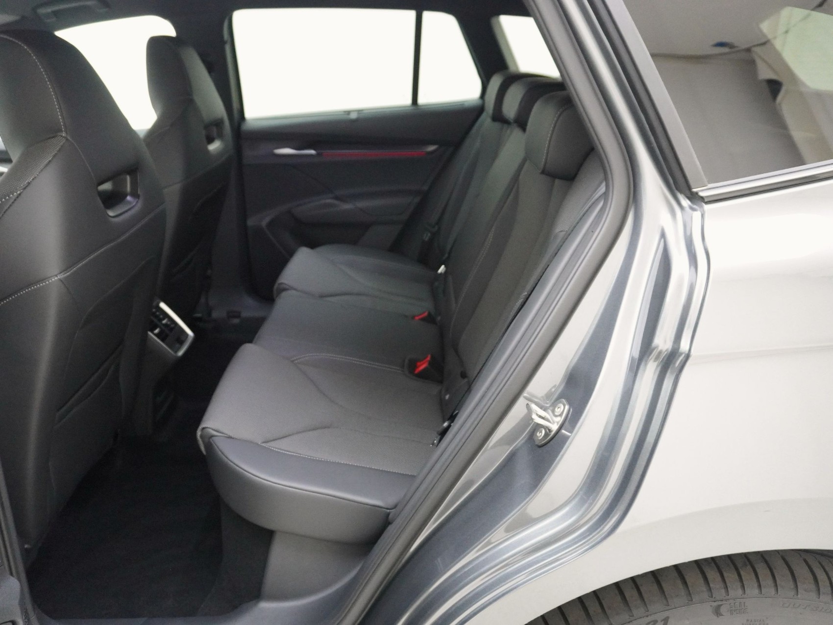 SKODA Enyaq iV RS-Suite MAXX-image-15