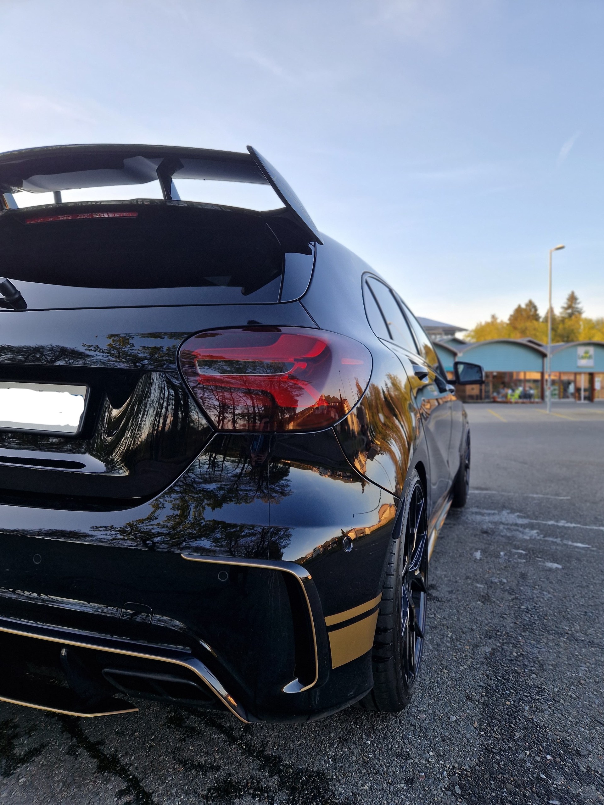 MERCEDES-BENZ A 45 AMG 4m-image-2
