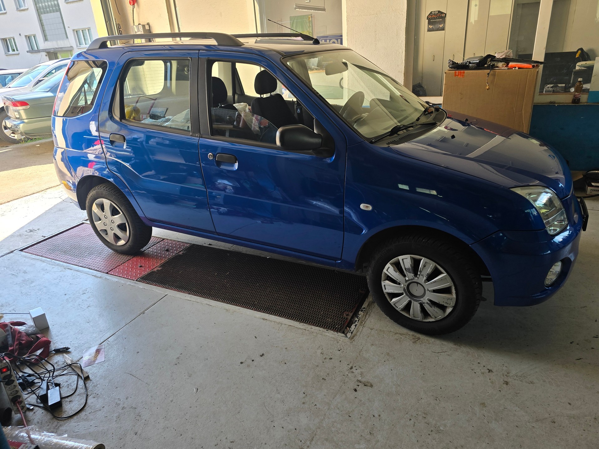 SUBARU G3X Justy 1.5 AWD Blue-/Silver-Special-image-4