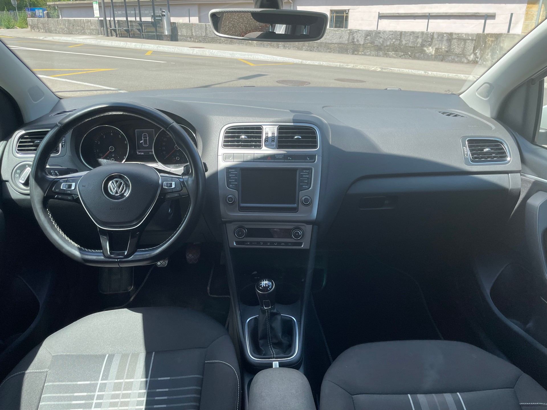 VW Polo 1.0 BMT Lounge-image-8