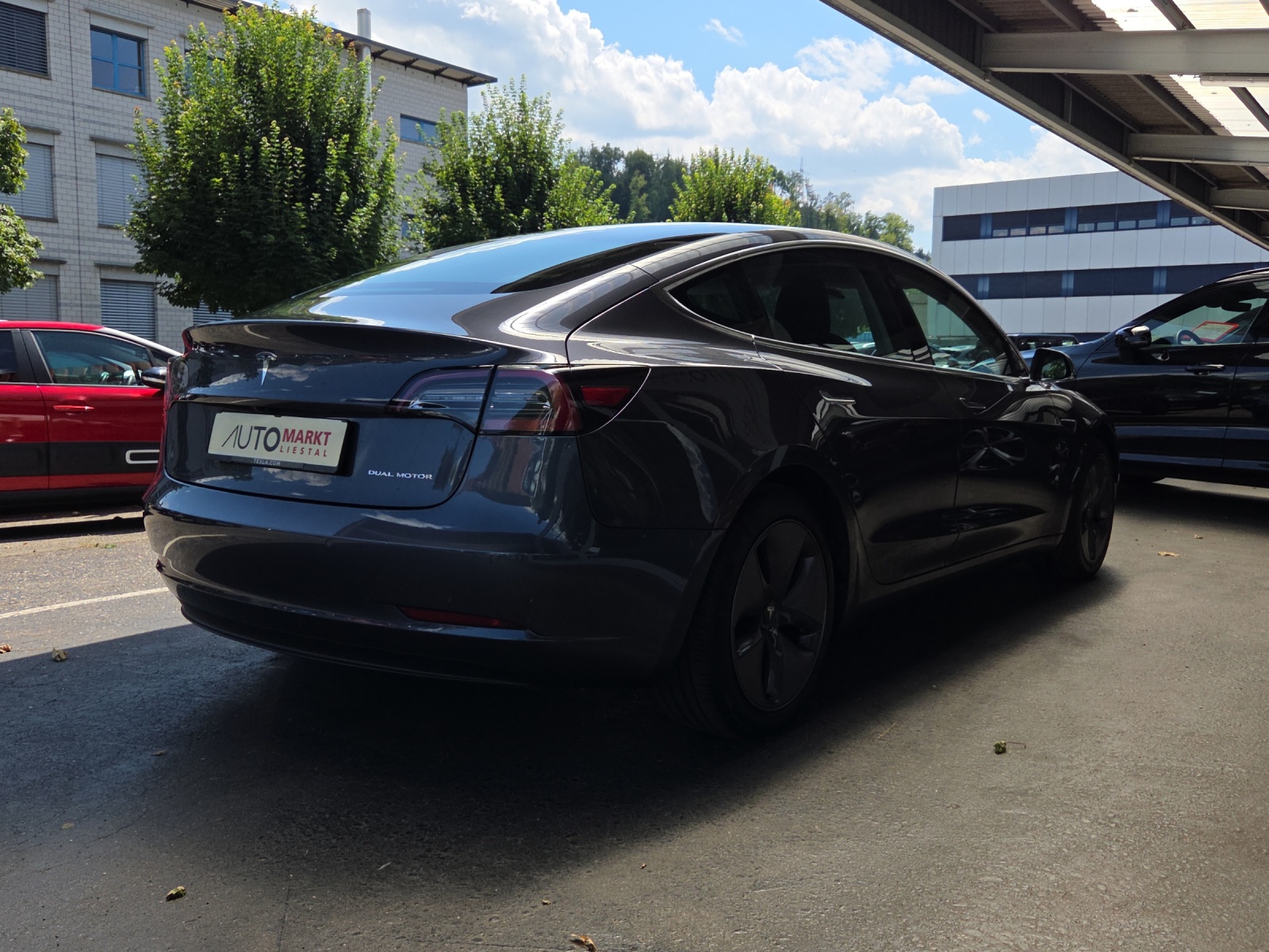 TESLA Model 3 Long Range Dual Motor AWD-image-13