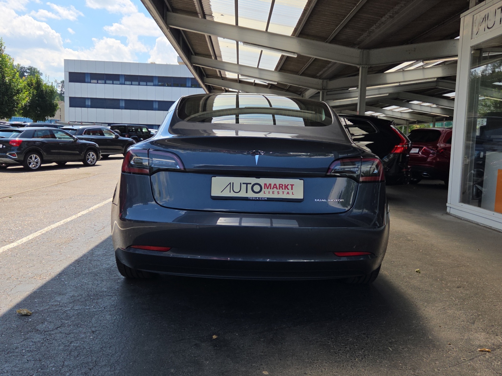 TESLA Model 3 Long Range Dual Motor AWD-image-14