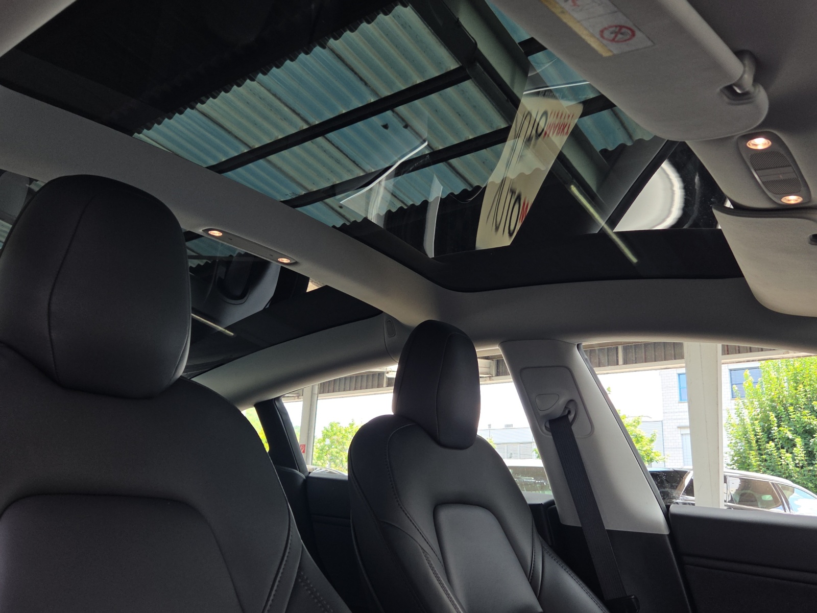 TESLA Model 3 Long Range Dual Motor AWD-image-11