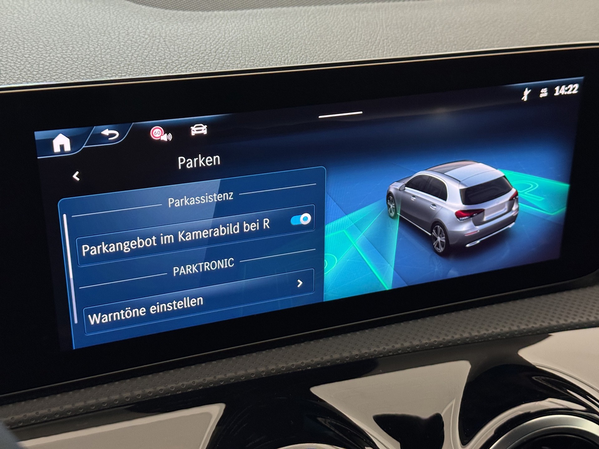 MERCEDES-BENZ A 200 7G-DCT Progressive Line Advanced-image-22