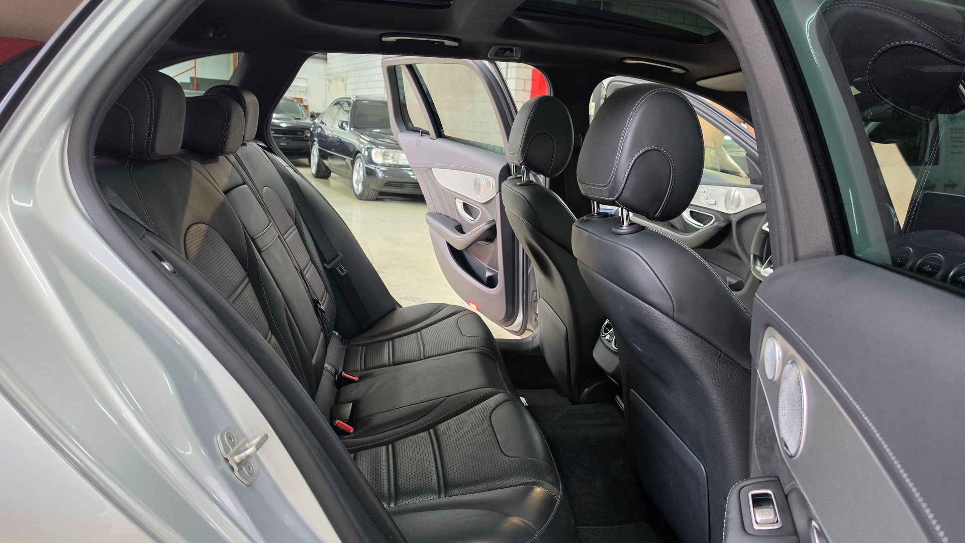 MERCEDES-BENZ C 63 AMG Speedshift-image-26